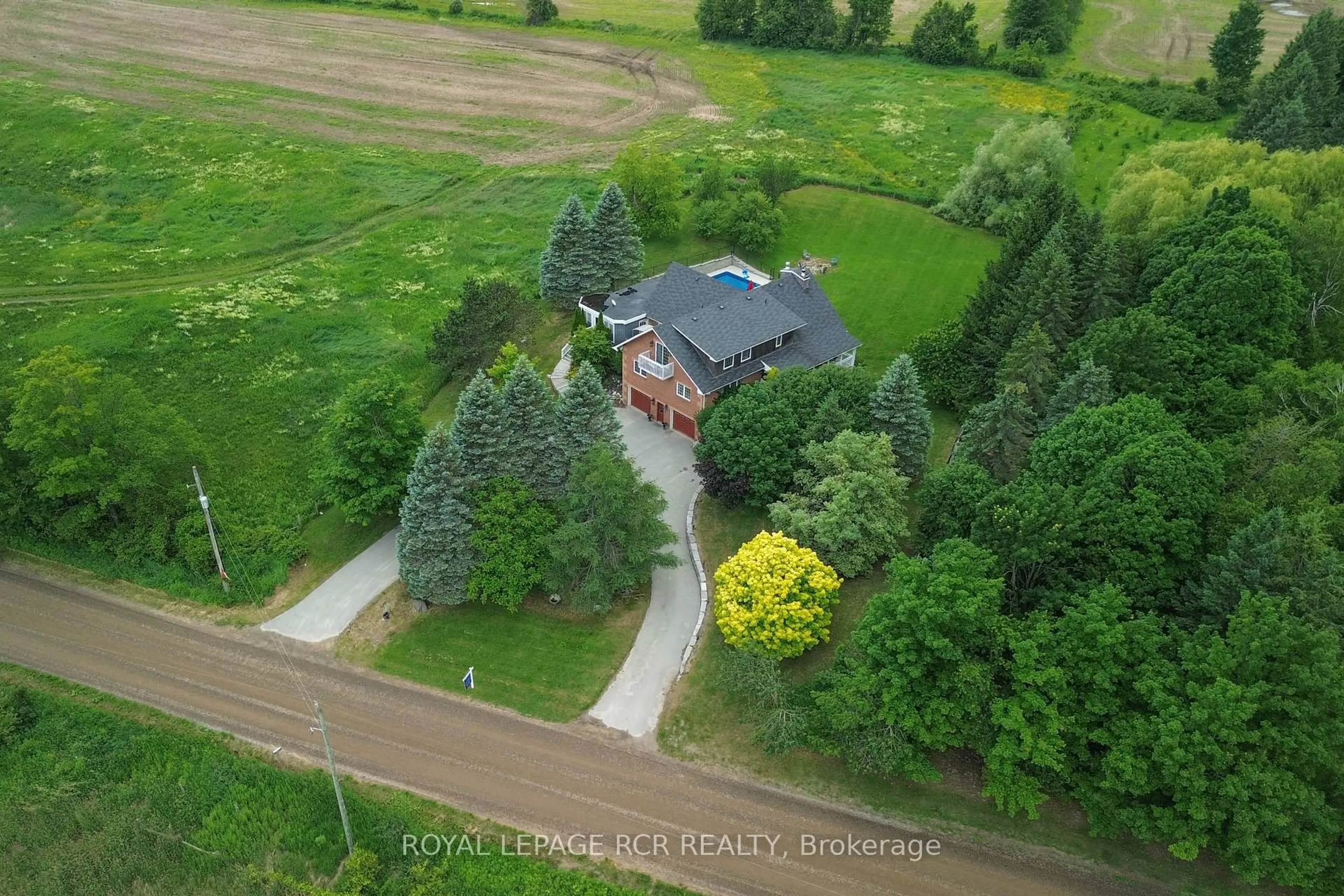 A pic from outside/outdoor area/front of a property/back of a property/a pic from drone, street for 4314 Beech Grove Sdrd, Caledon Ontario L7K 0M4