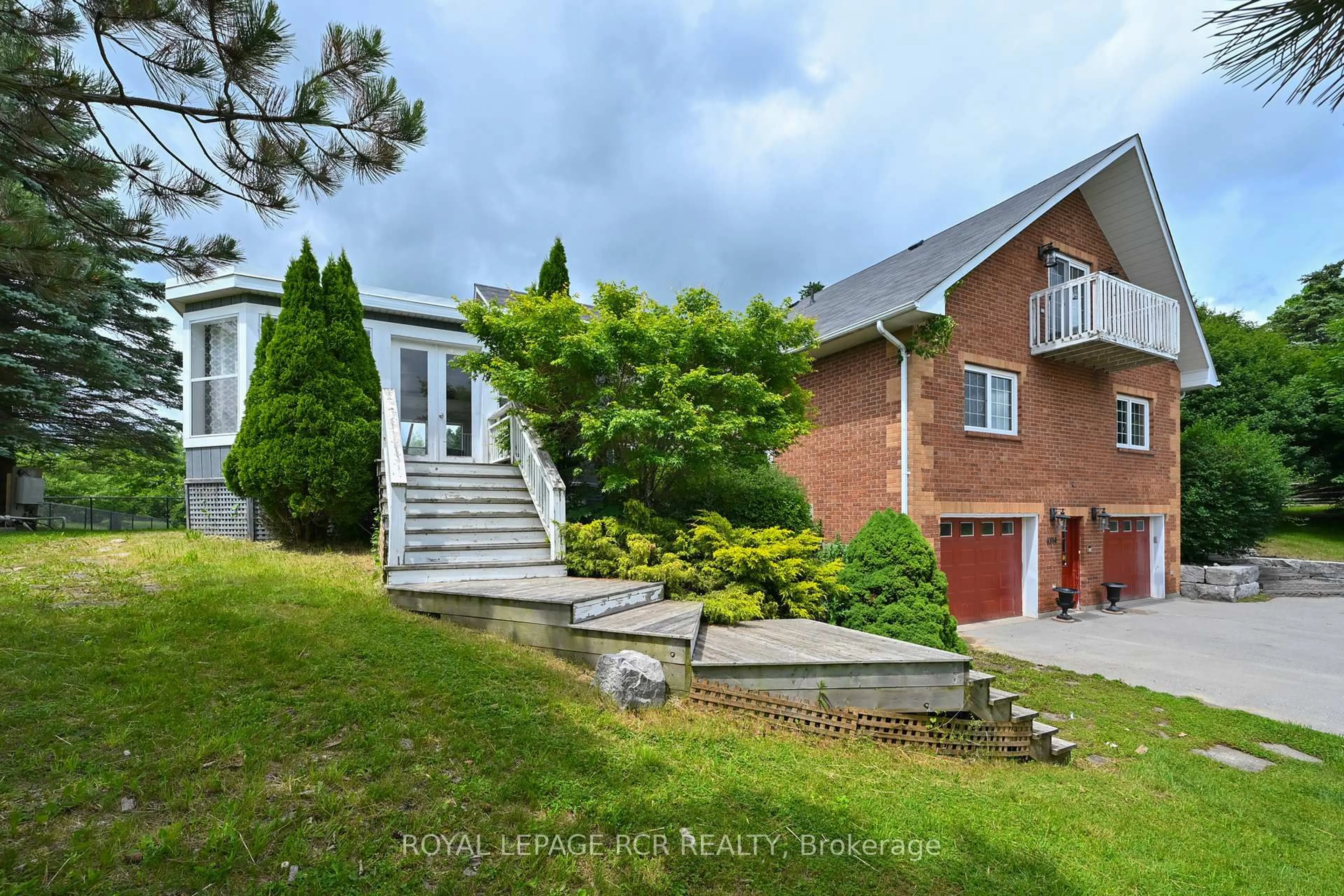 A pic from outside/outdoor area/front of a property/back of a property/a pic from drone, unknown for 4314 Beech Grove Sdrd, Caledon Ontario L7K 0M4