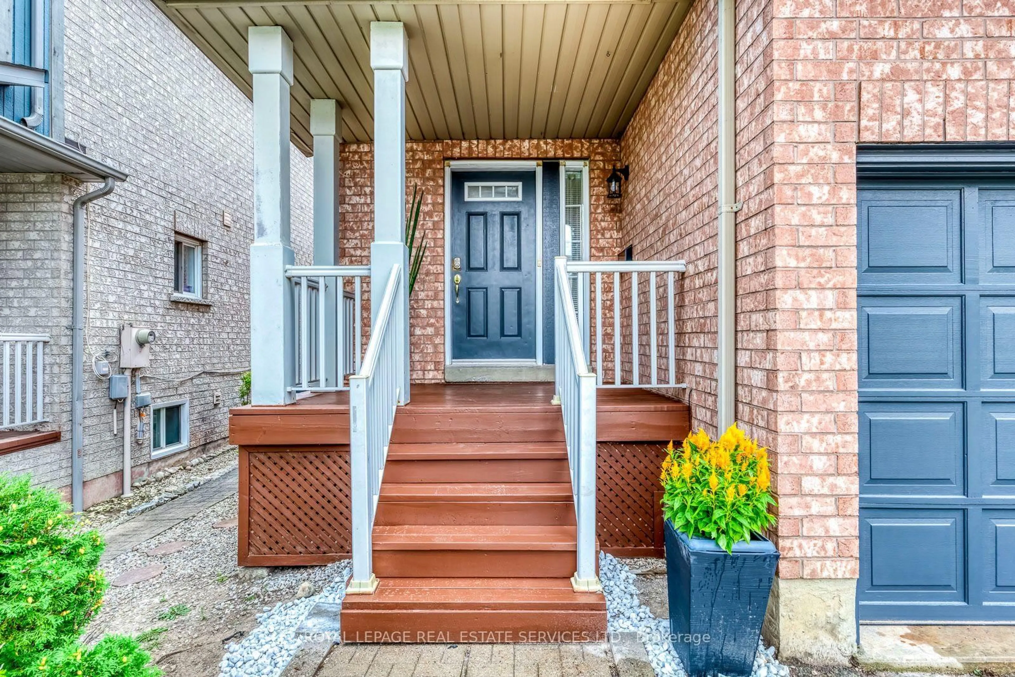 Unknown for 5552 Northrise Rd, Mississauga Ontario L5M 6E2
