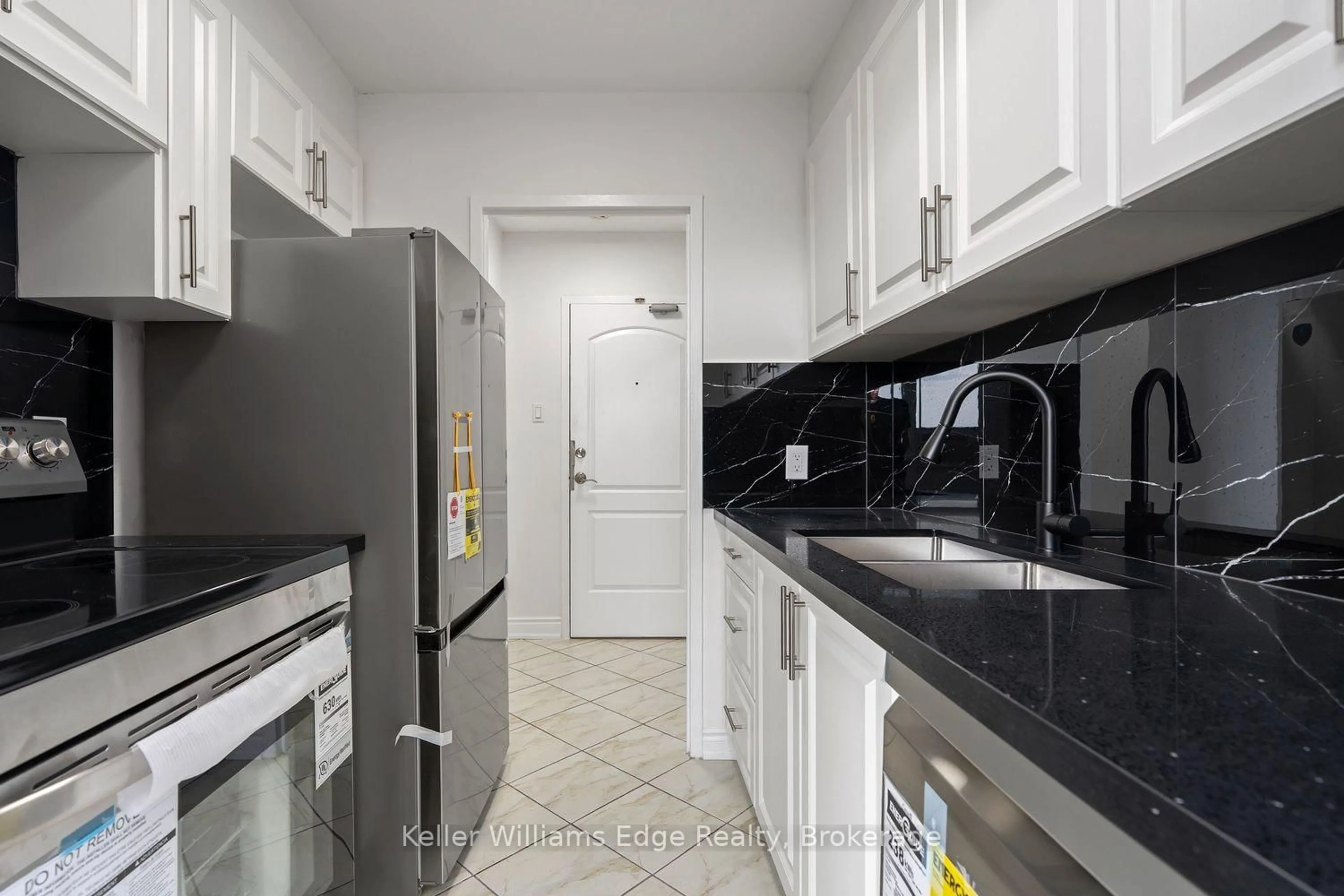 Standard kitchen, ceramic/tile floor for 3145 Queen Frederica Dr #608, Mississauga Ontario L4Y 3A7