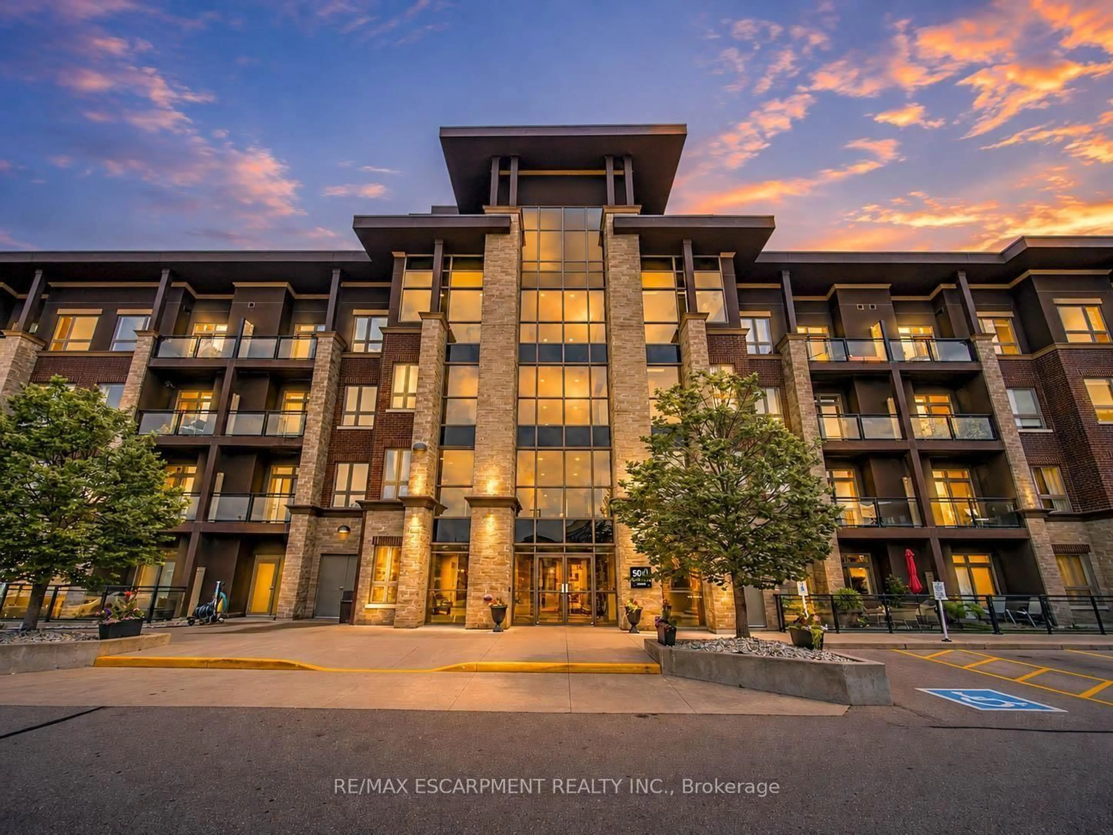 Unknown for 5010 Corporate Dr #109, Burlington Ontario L7L 0H6