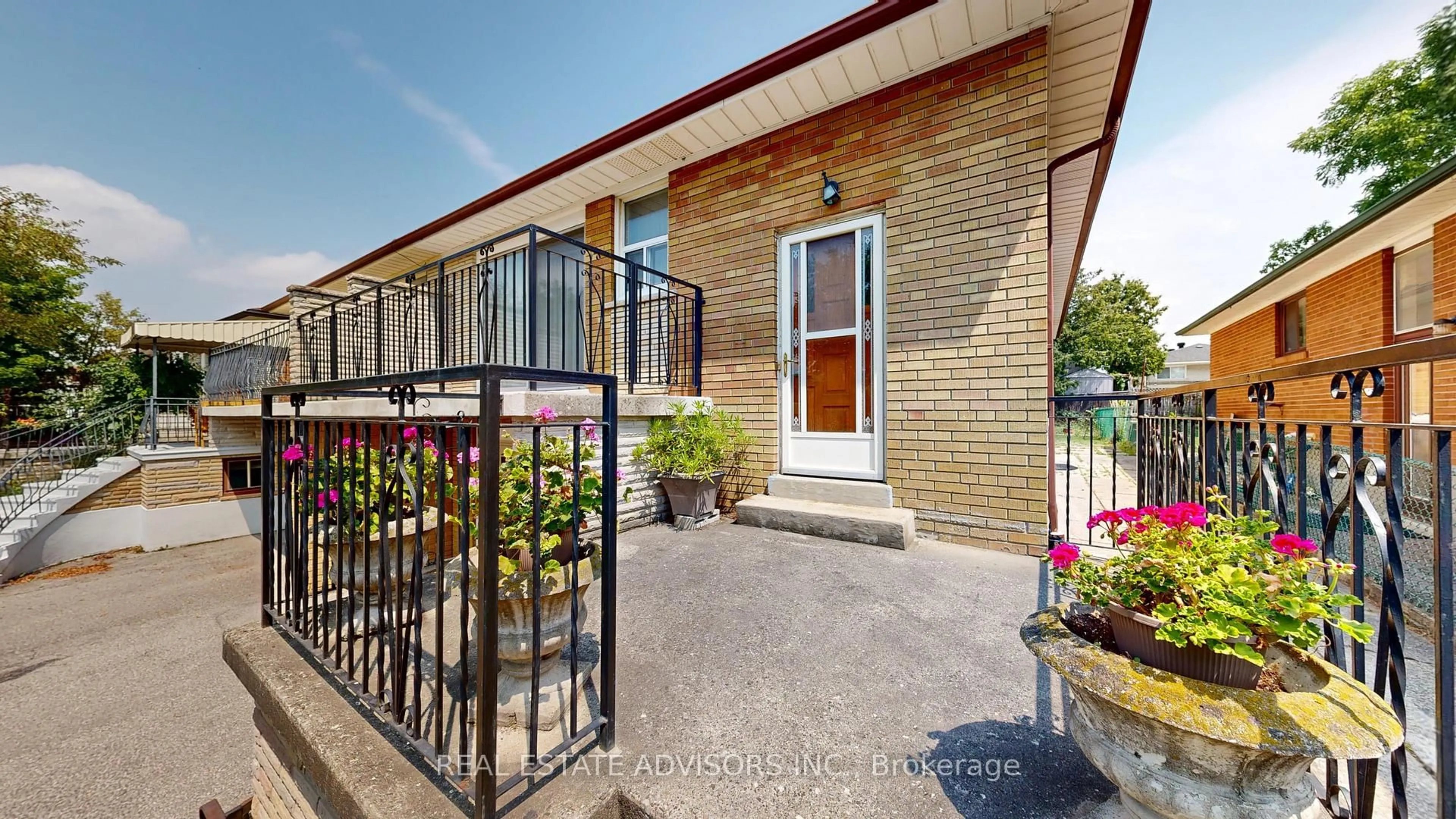 Home with brick exterior material, street for 57 Hucknall Rd, Toronto Ontario M3J 1W1