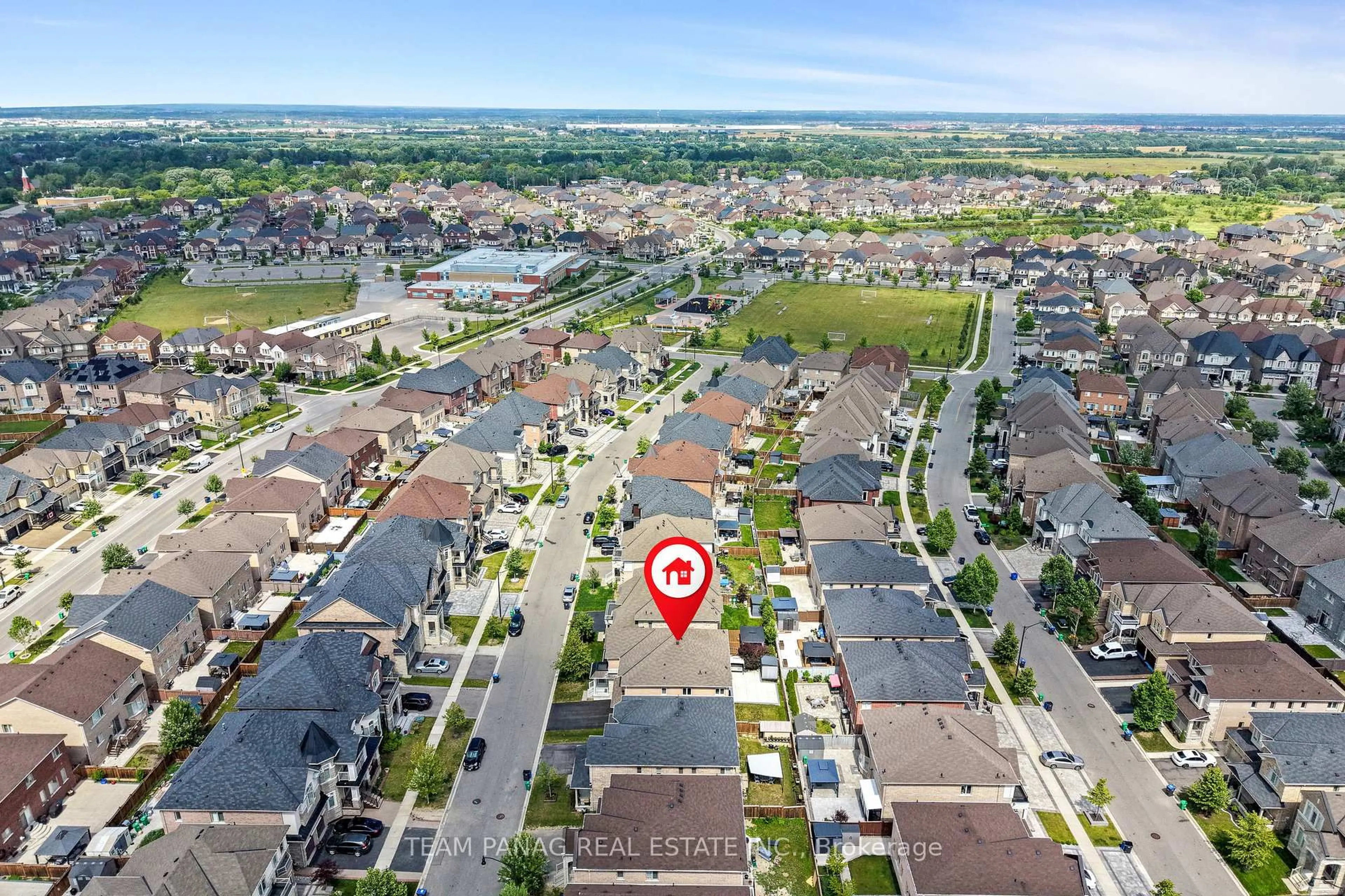 A pic from outside/outdoor area/front of a property/back of a property/a pic from drone, street for 13 Venue Rd, Brampton Ontario L6P 4E5