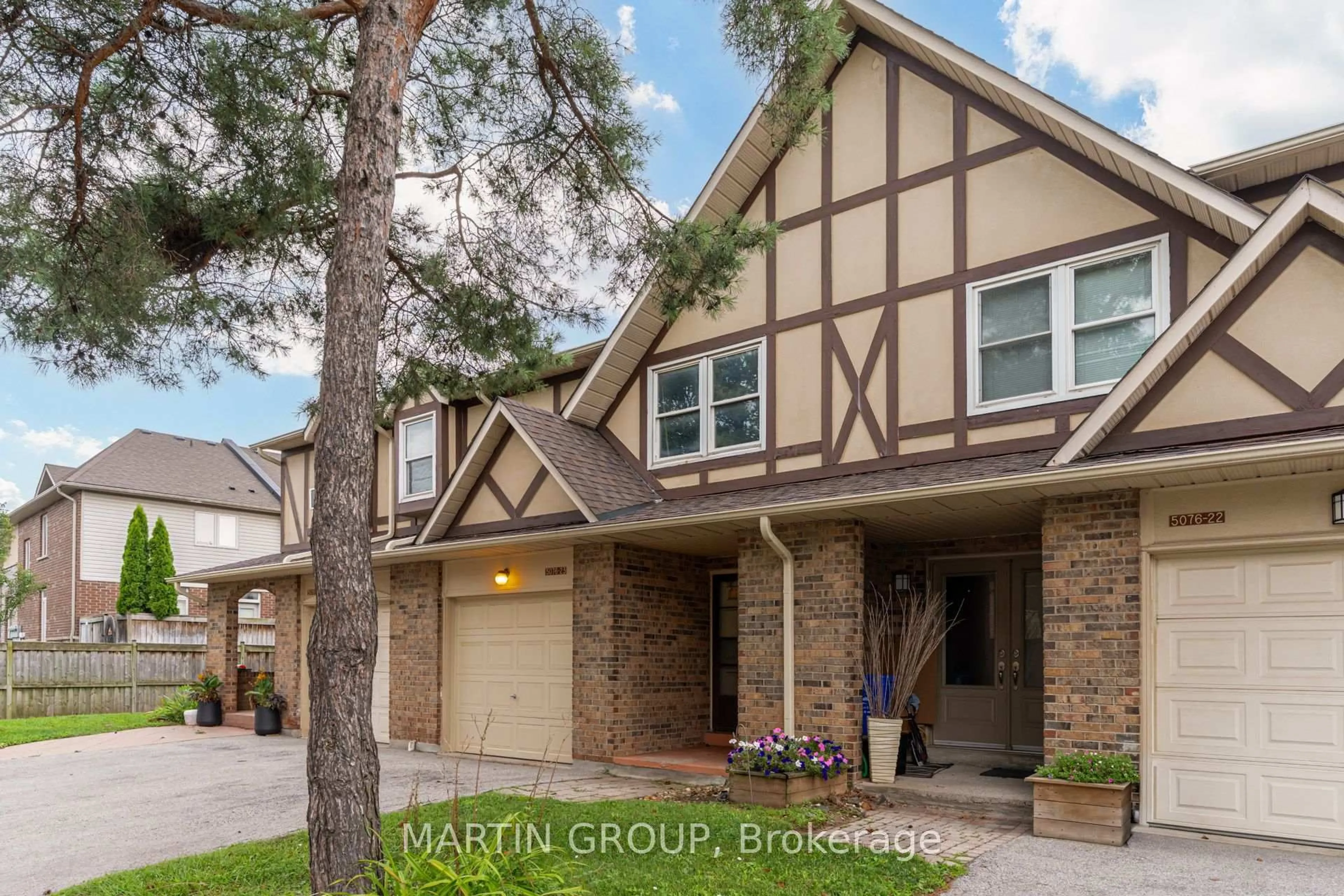 Home with brick exterior material, street for 5076 New St #23, Burlington Ontario L7L 1V1