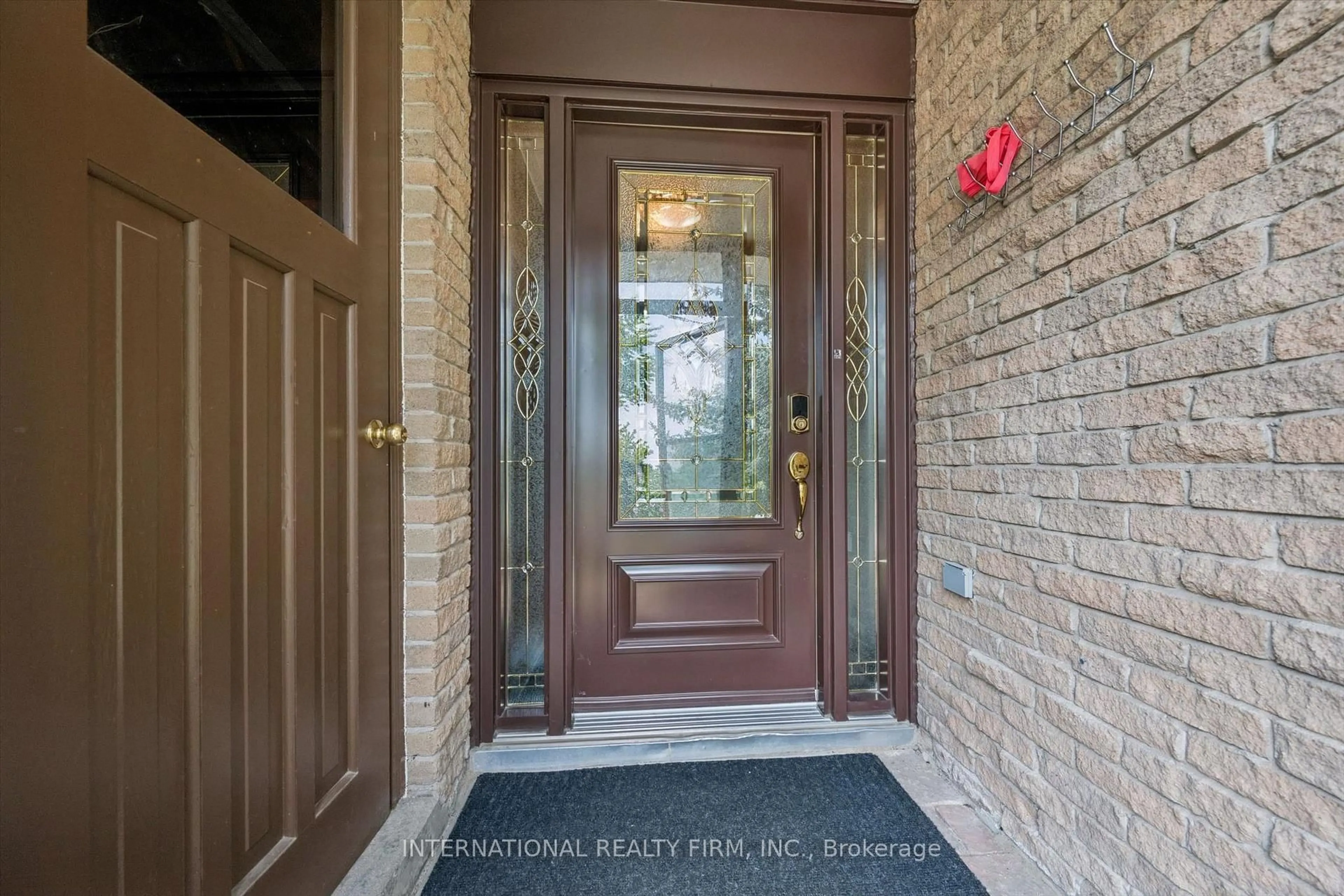 Indoor entryway for 2659 Constable Rd, Mississauga Ontario L5J 1W3
