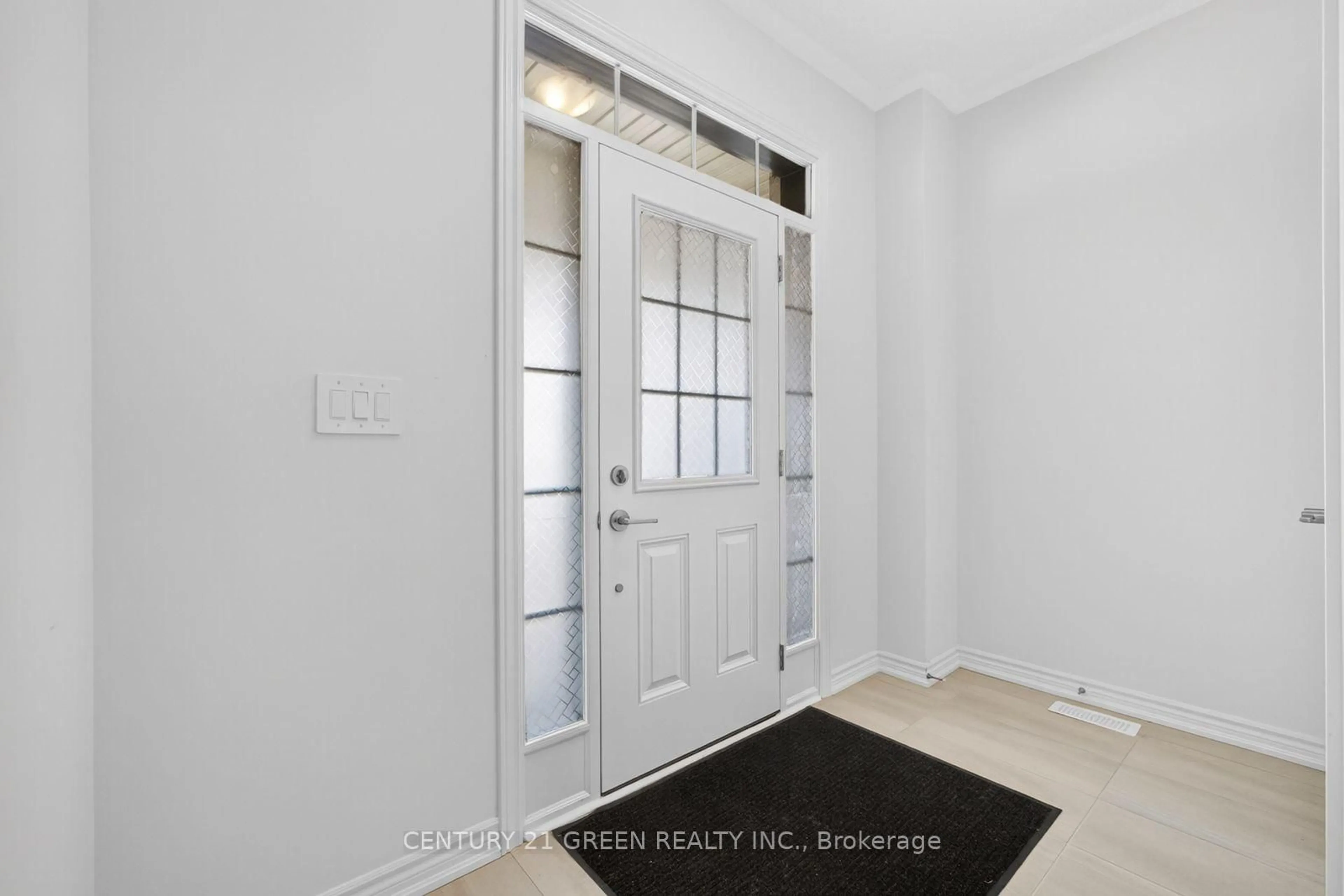 Indoor entryway for 1444 Savoline Blvd, Milton Ontario L9E 2E9