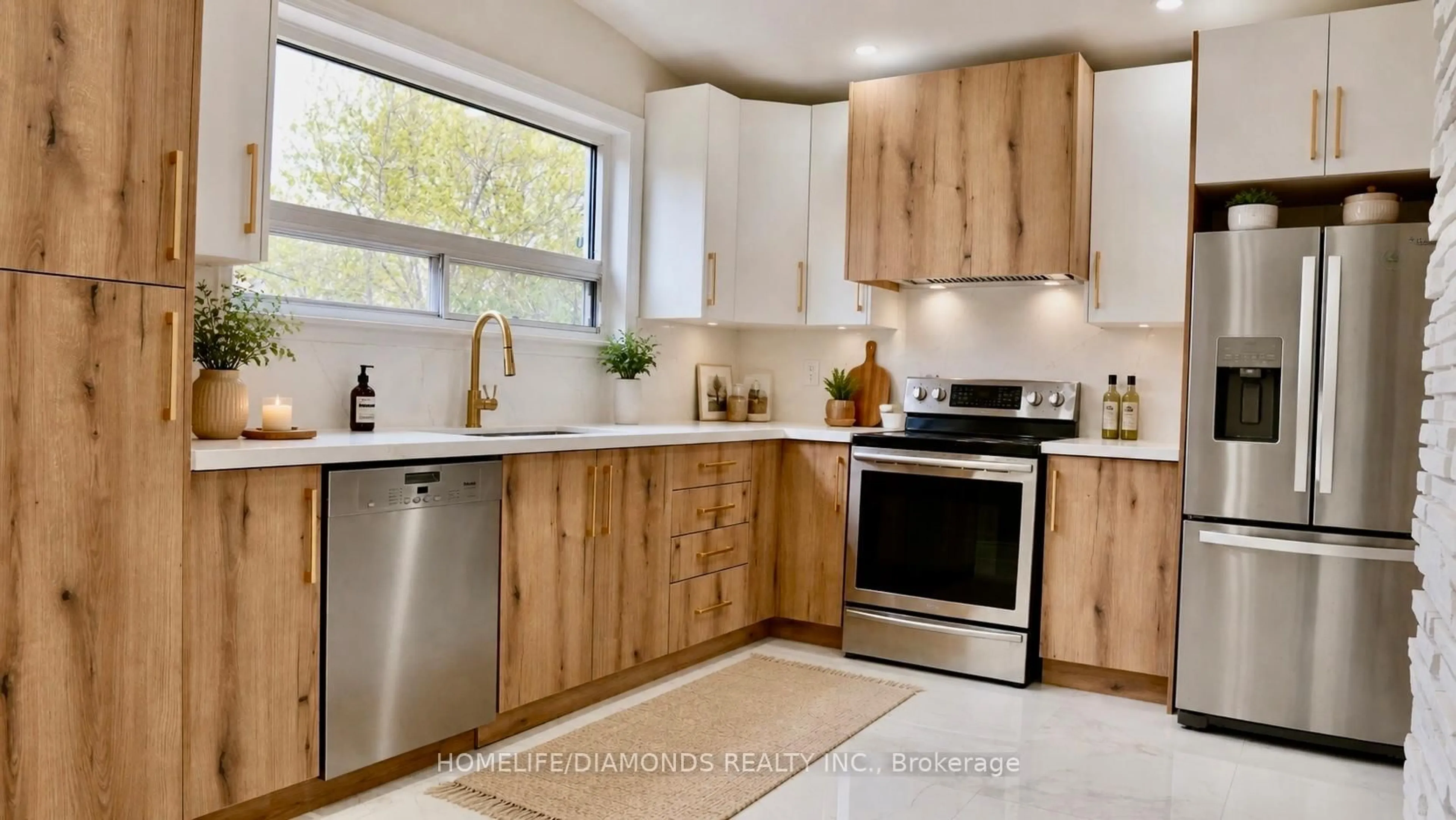 Open concept kitchen, unknown for 15 ATHLONE Ave, Brampton Ontario L6T 2N5
