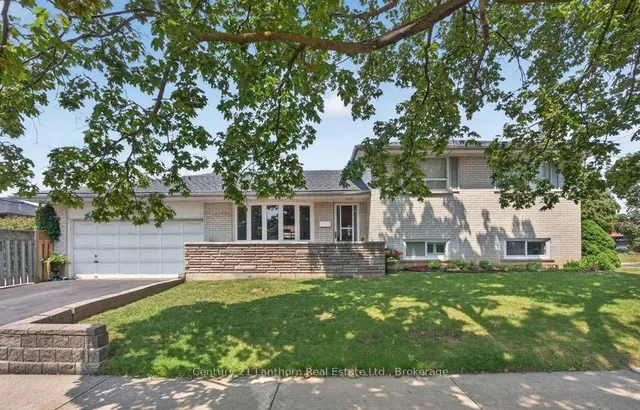 333 Jeffcoat Dr, Toronto 2