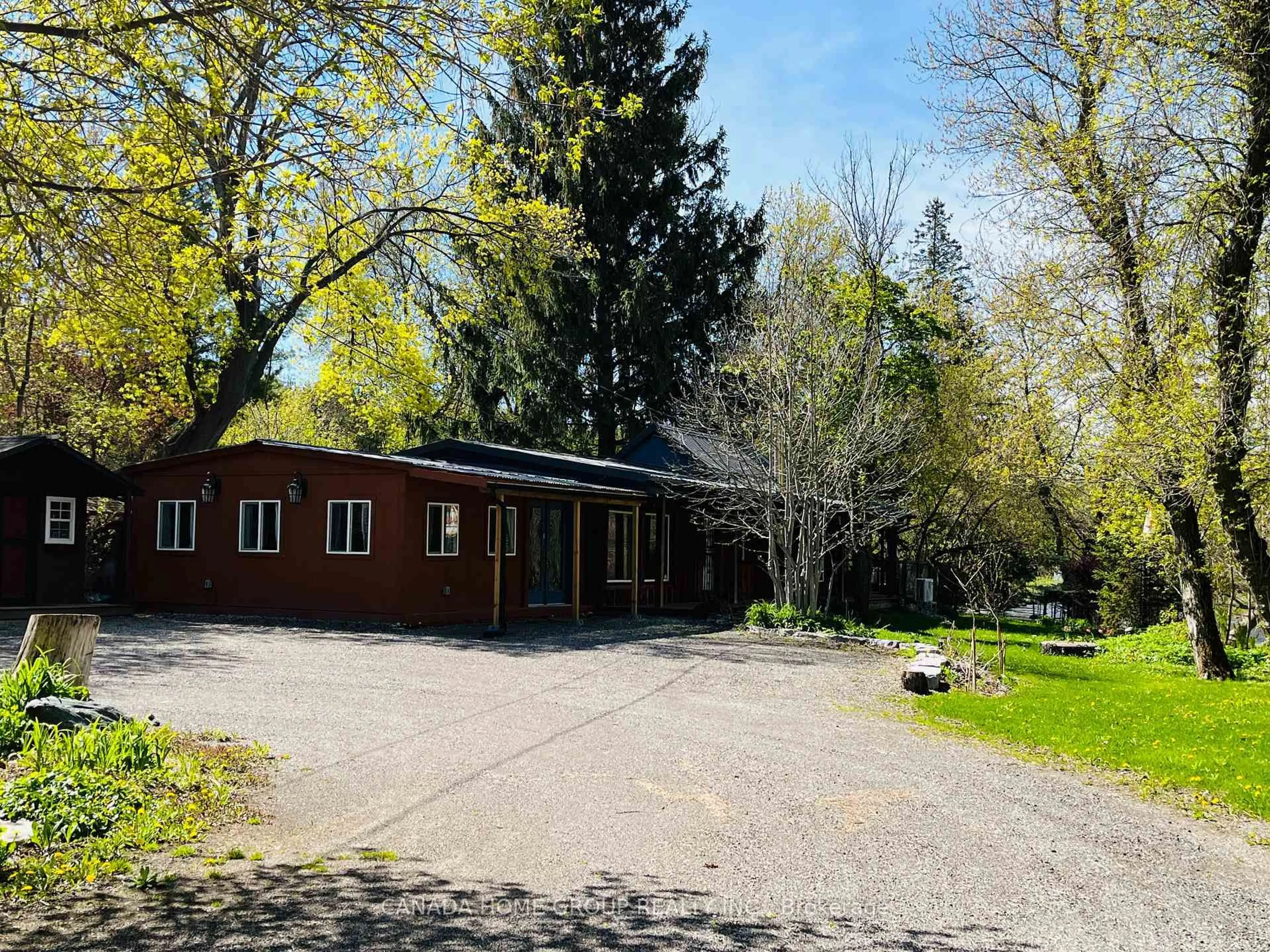 A pic from outside/outdoor area/front of a property/back of a property/a pic from drone, unknown for 15472 Mclaughlin Rd, Caledon Ontario L7C 1J5