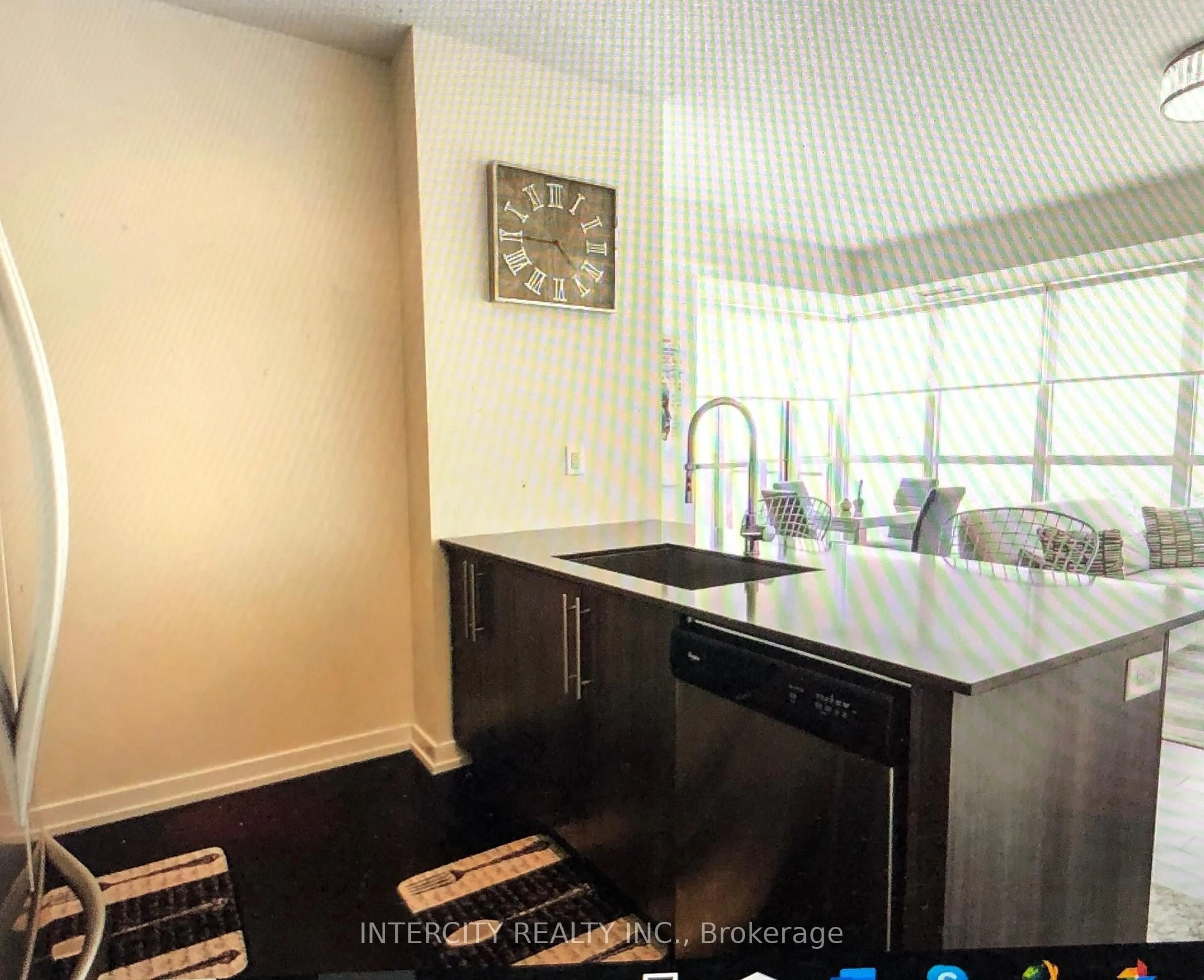 Unknown for 4011 Brickstone Mews #4202, Mississauga Ontario L5B 0G3