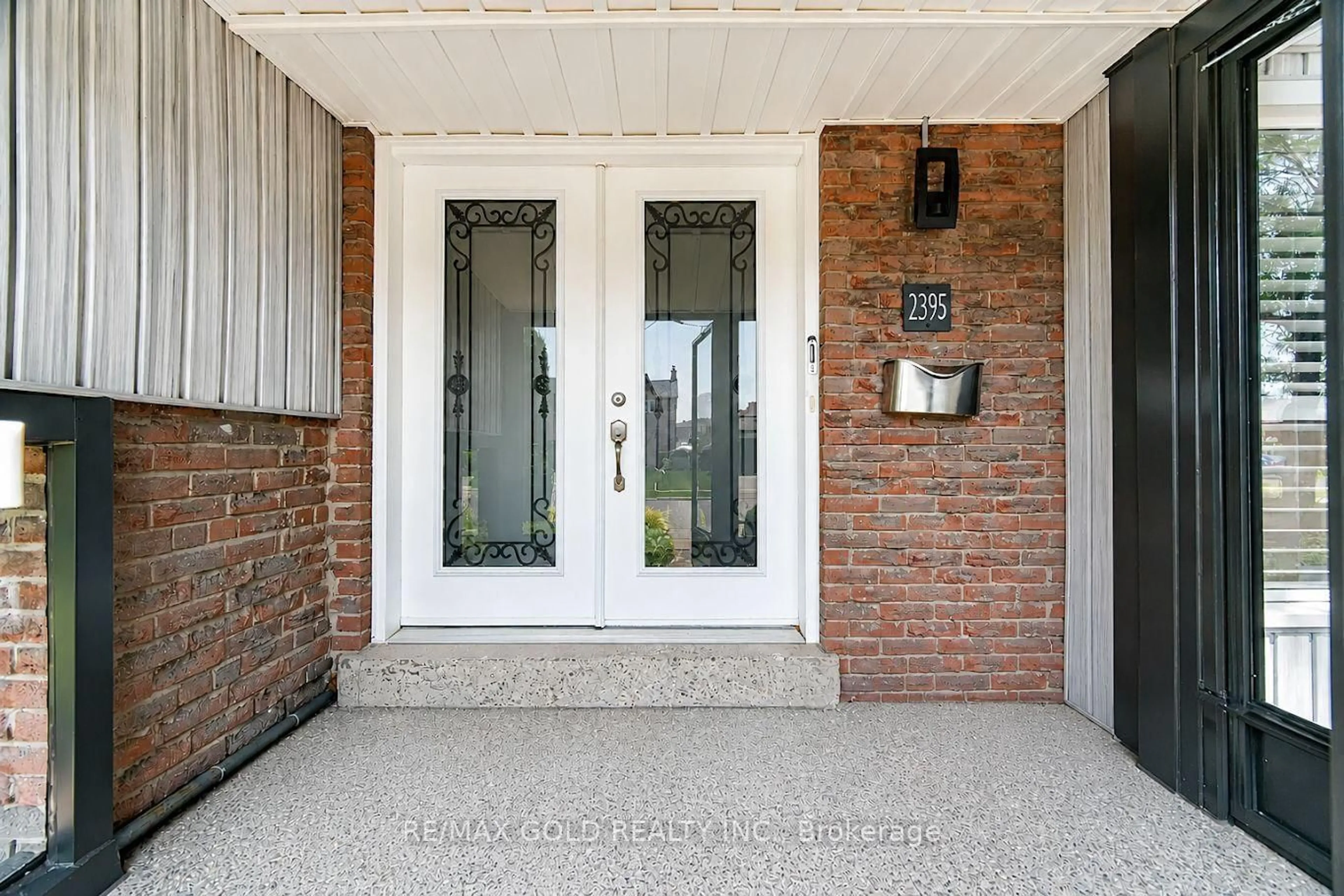 Unknown for 2395 Stillmeadow Rd, Mississauga Ontario L5B 2A8