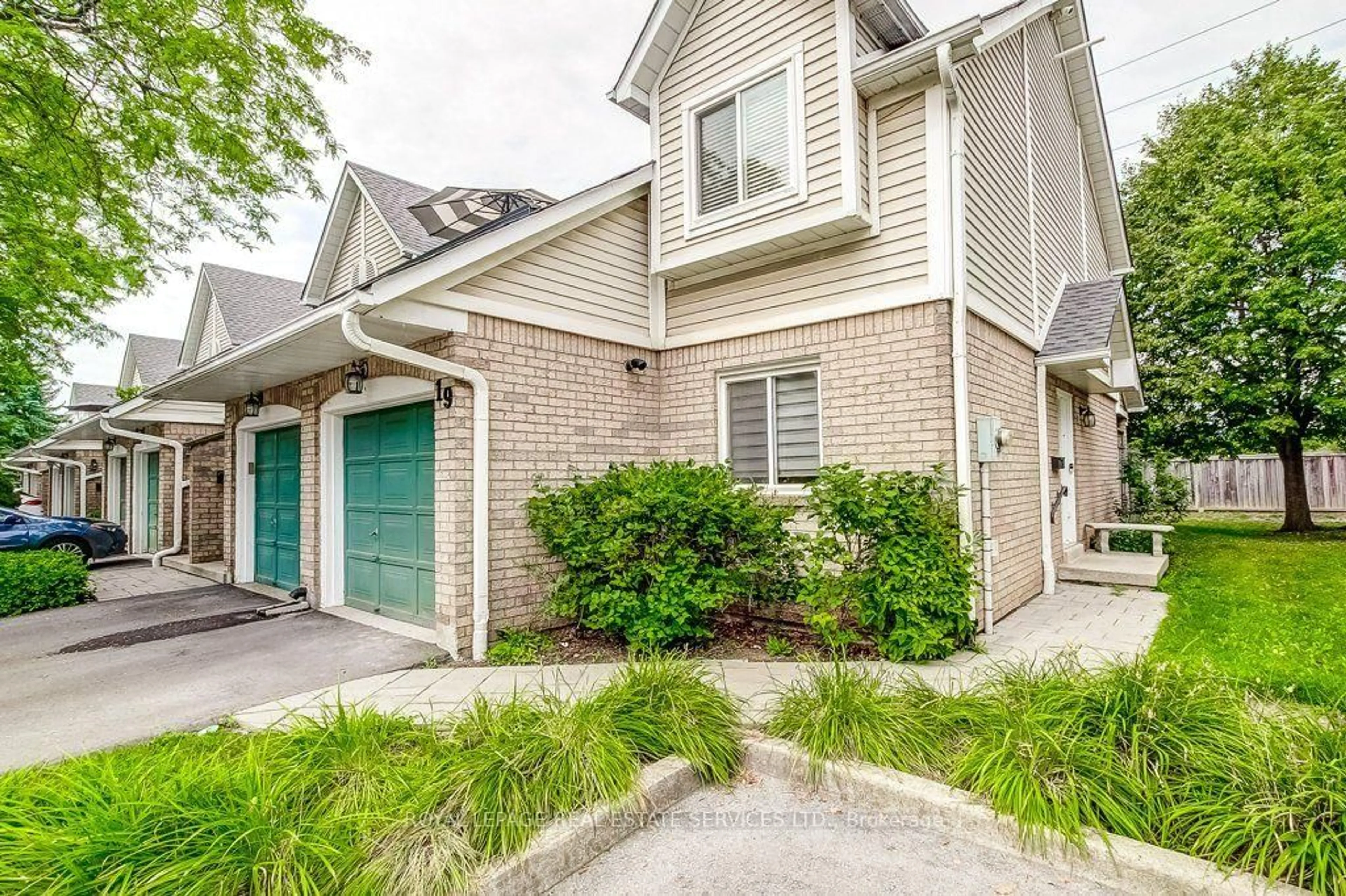 Unknown for 2530 Northampton Blvd #19, Burlington Ontario L7M 4B4