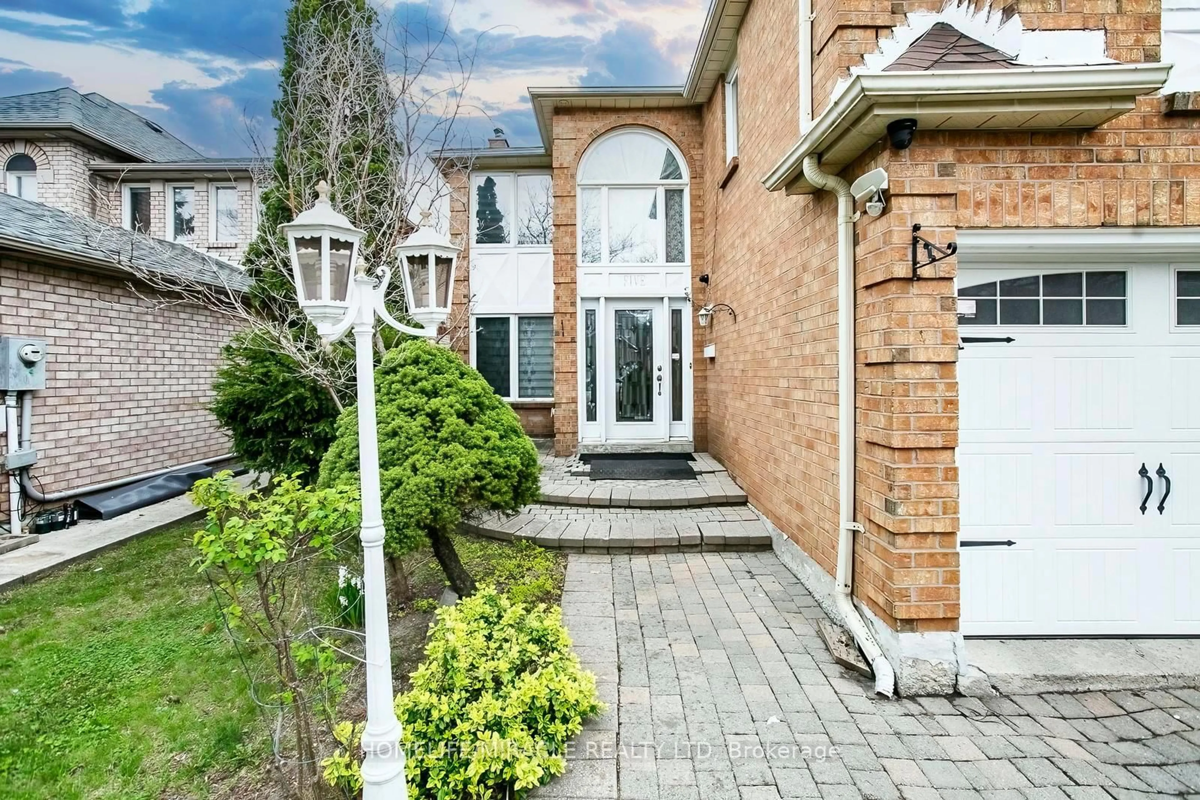 Home with brick exterior material, street for 5 Butlermere Dr, Brampton Ontario L6Y 4S1