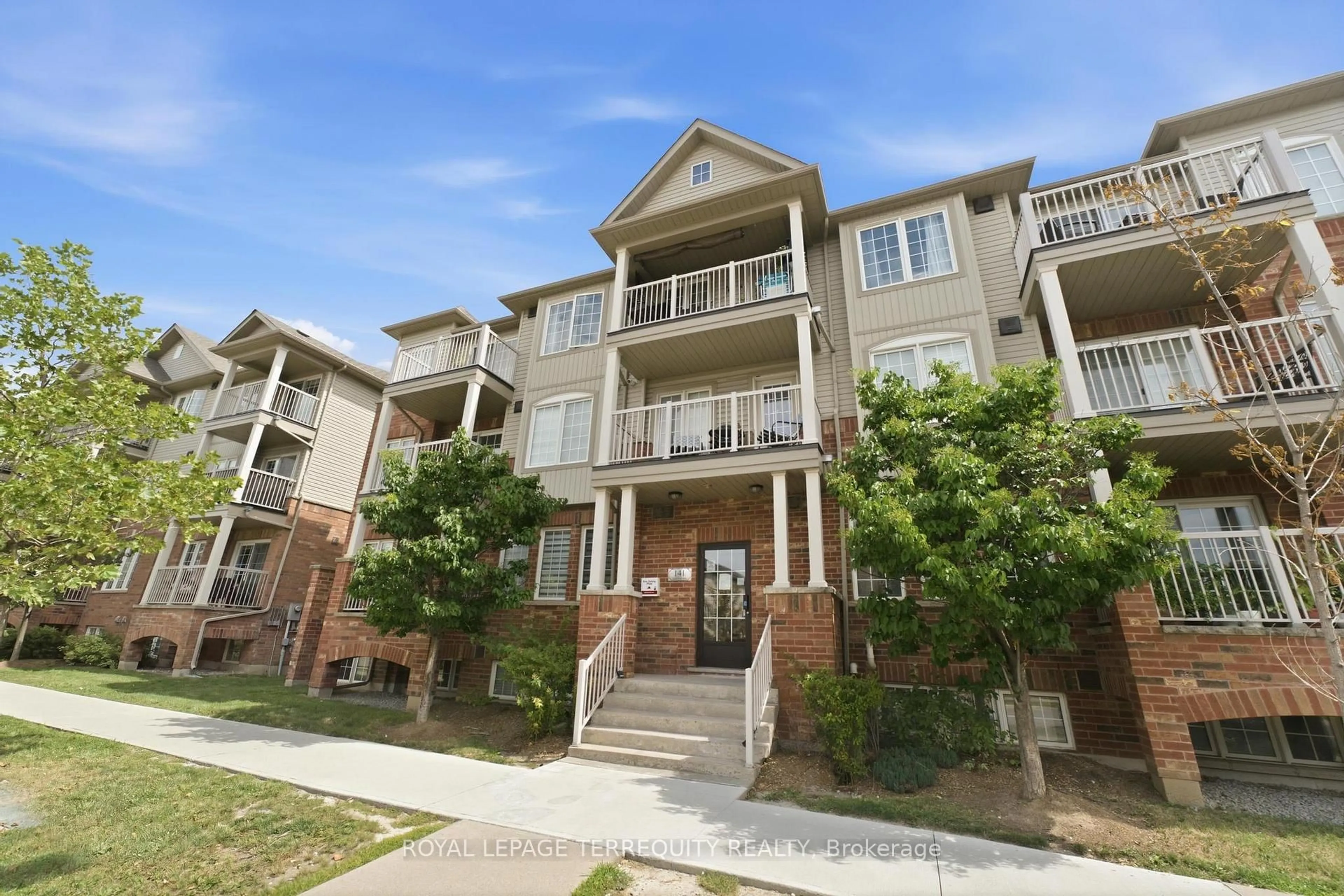 Unknown for 141 Isaac Devins Blvd #3, Toronto Ontario M9M 0C4