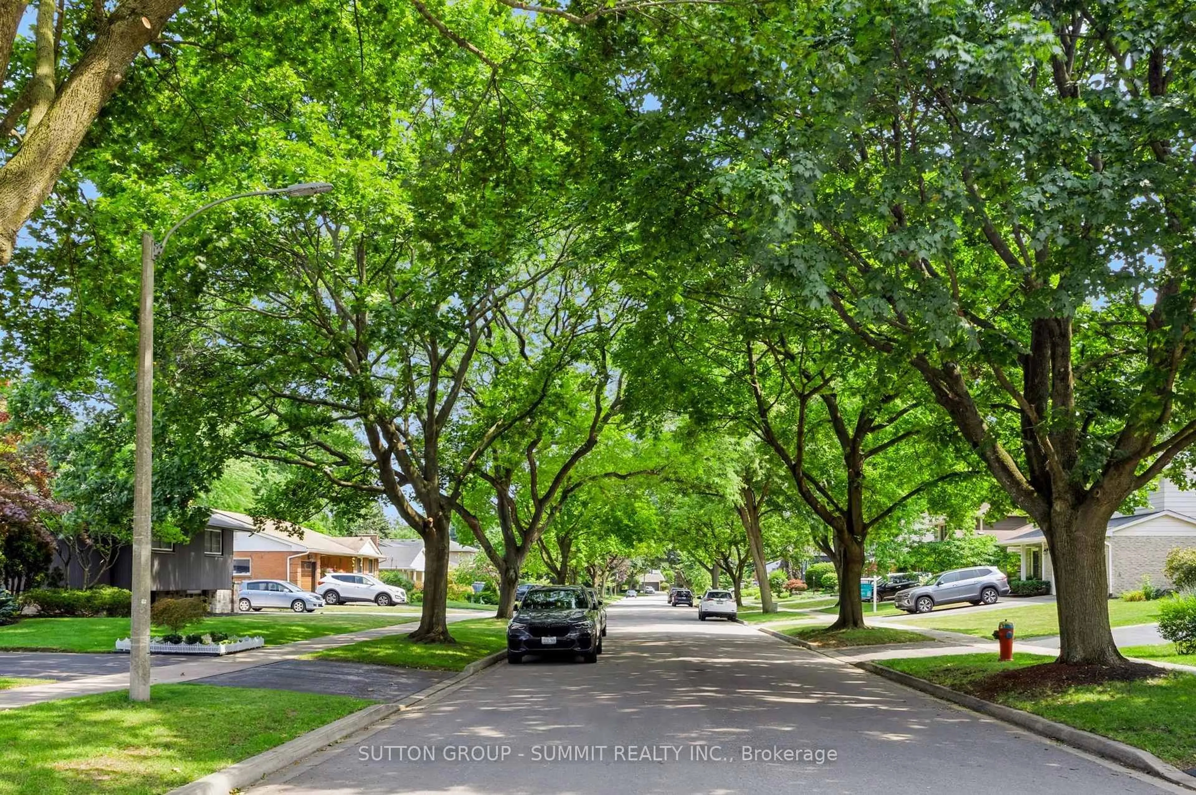 Unknown for 659 Cherrywood Dr, Burlington Ontario L7T 3W9