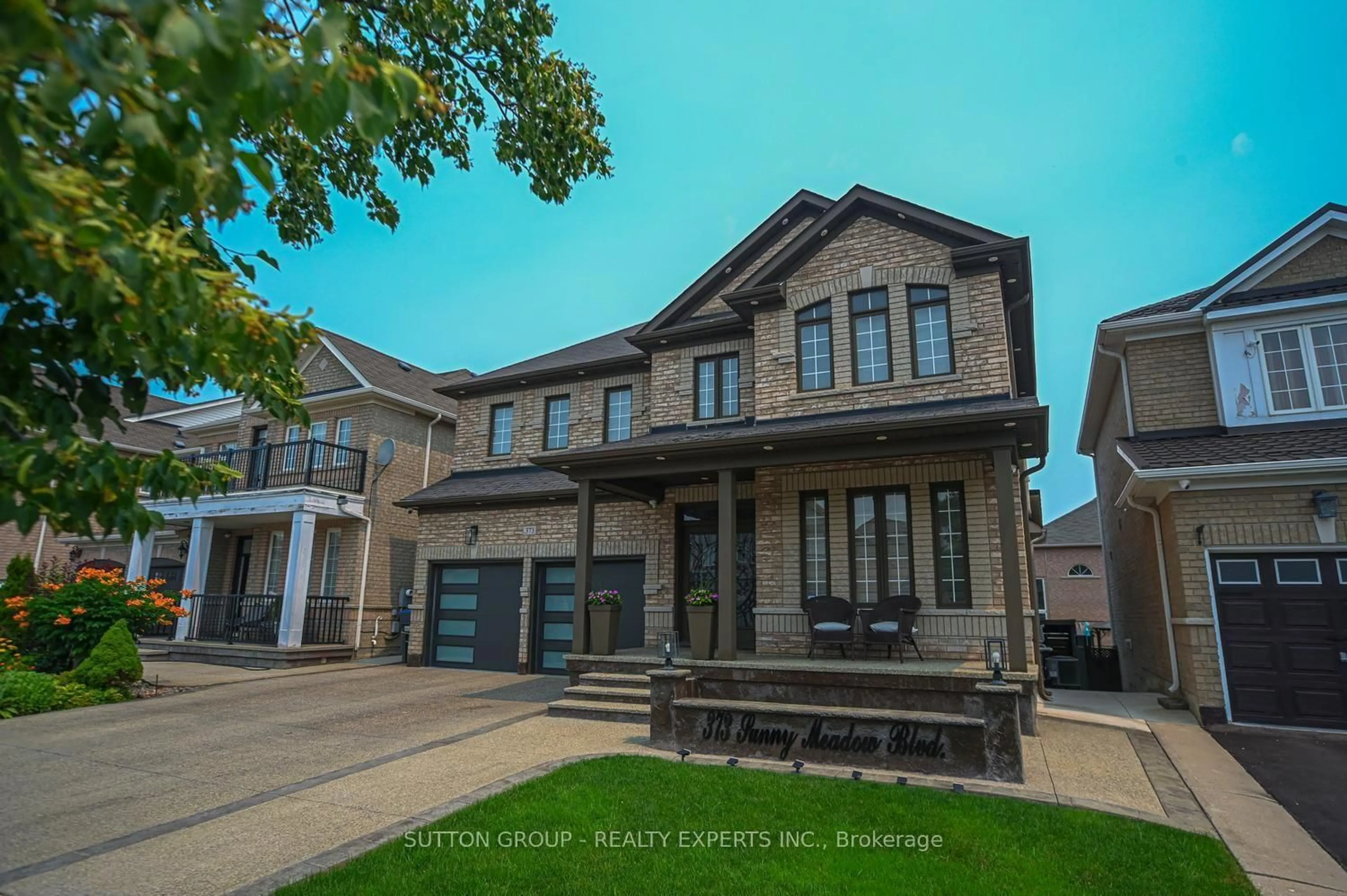 Home with brick exterior material, street for 373 Sunny Meadow Blvd, Brampton Ontario L6R 0G2