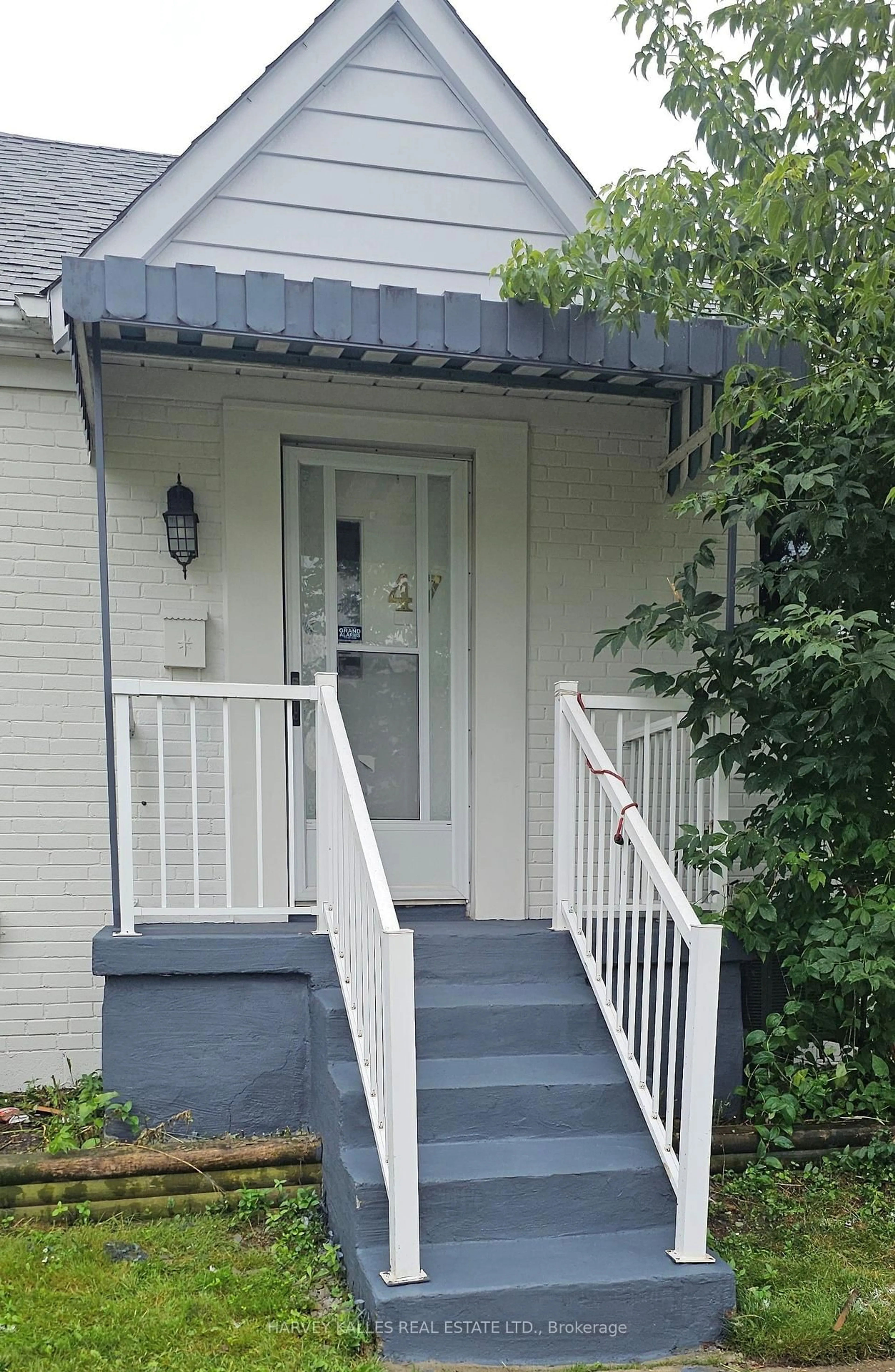 Unknown for 47 Stayner Ave, Toronto Ontario M6B 1N5