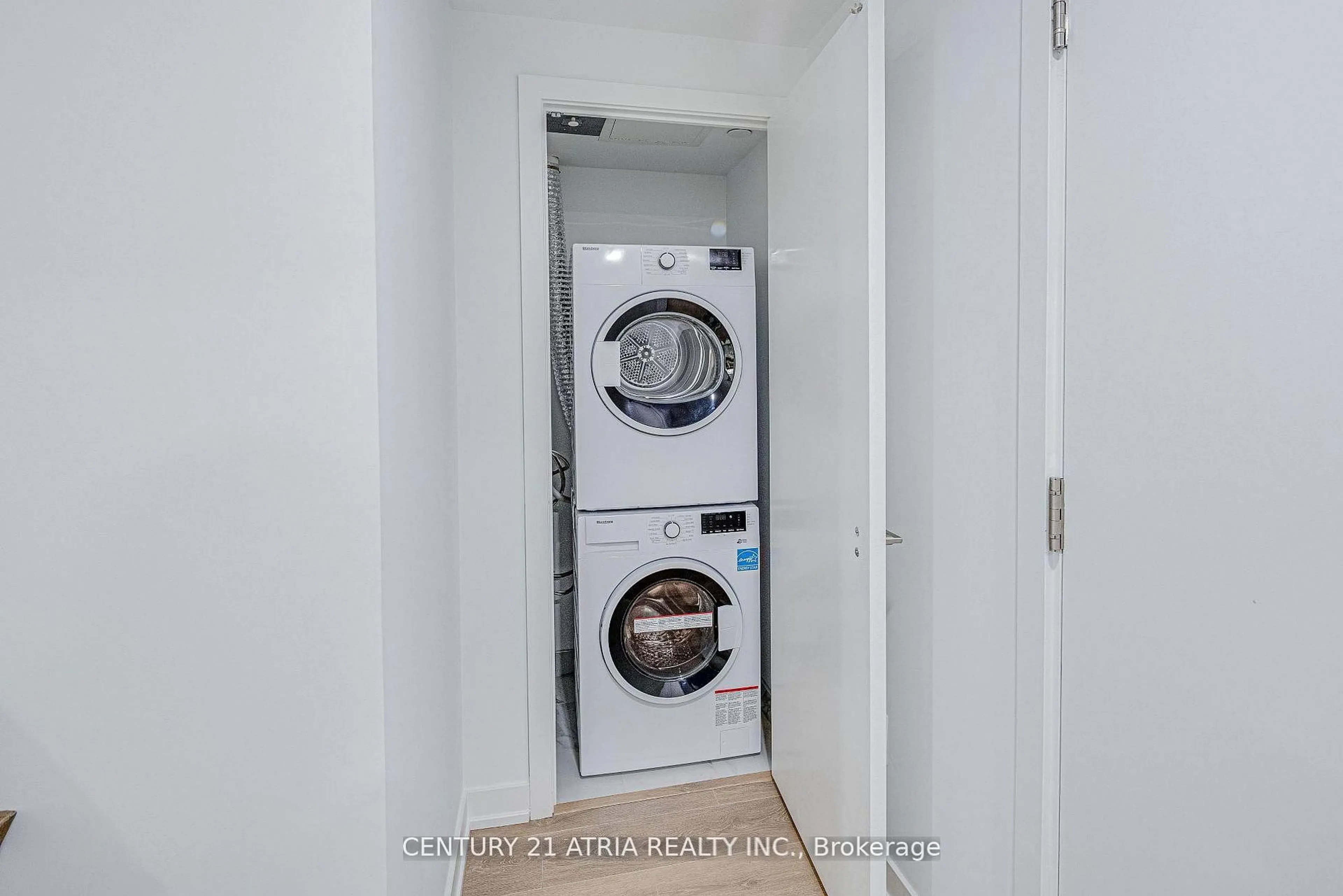 Laundry room for 1100 Sheppard Ave #217, Toronto Ontario M3K 0E4