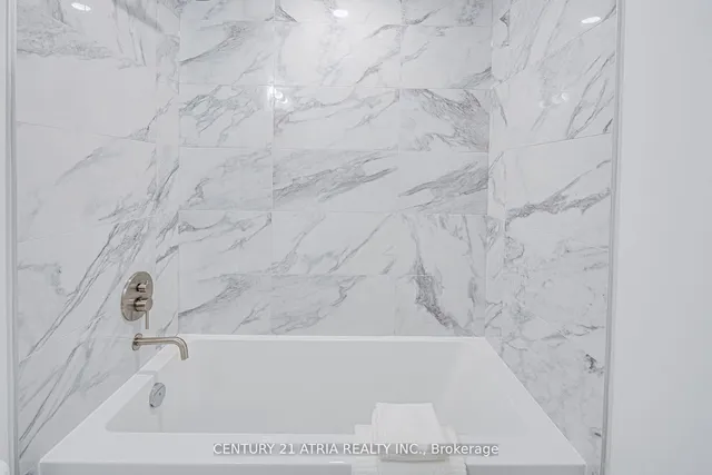 1100 Sheppard Ave #217, Toronto 5