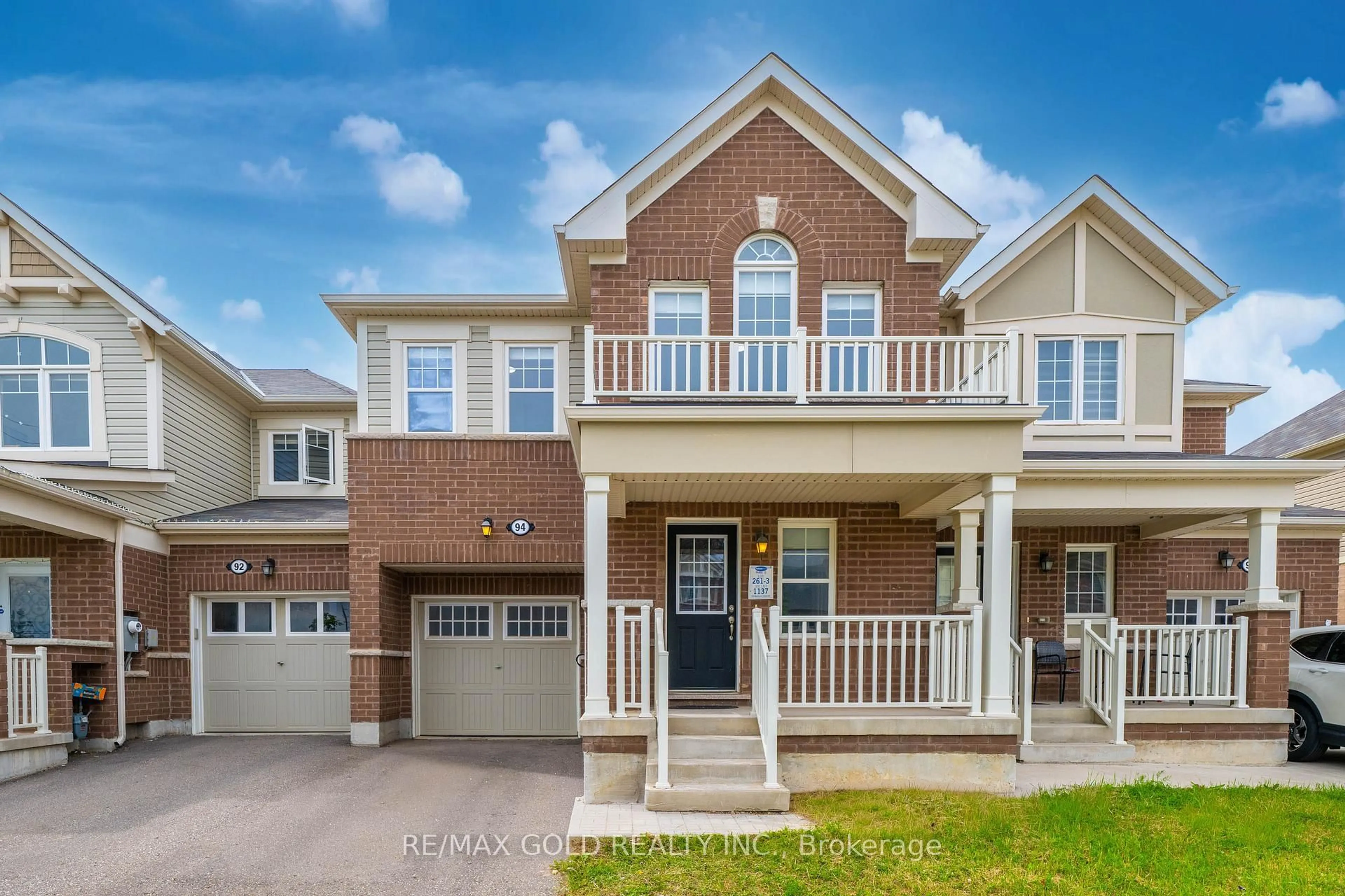 Home with brick exterior material, street for 94 Benhurst Cres, Brampton Ontario L7A 5A5