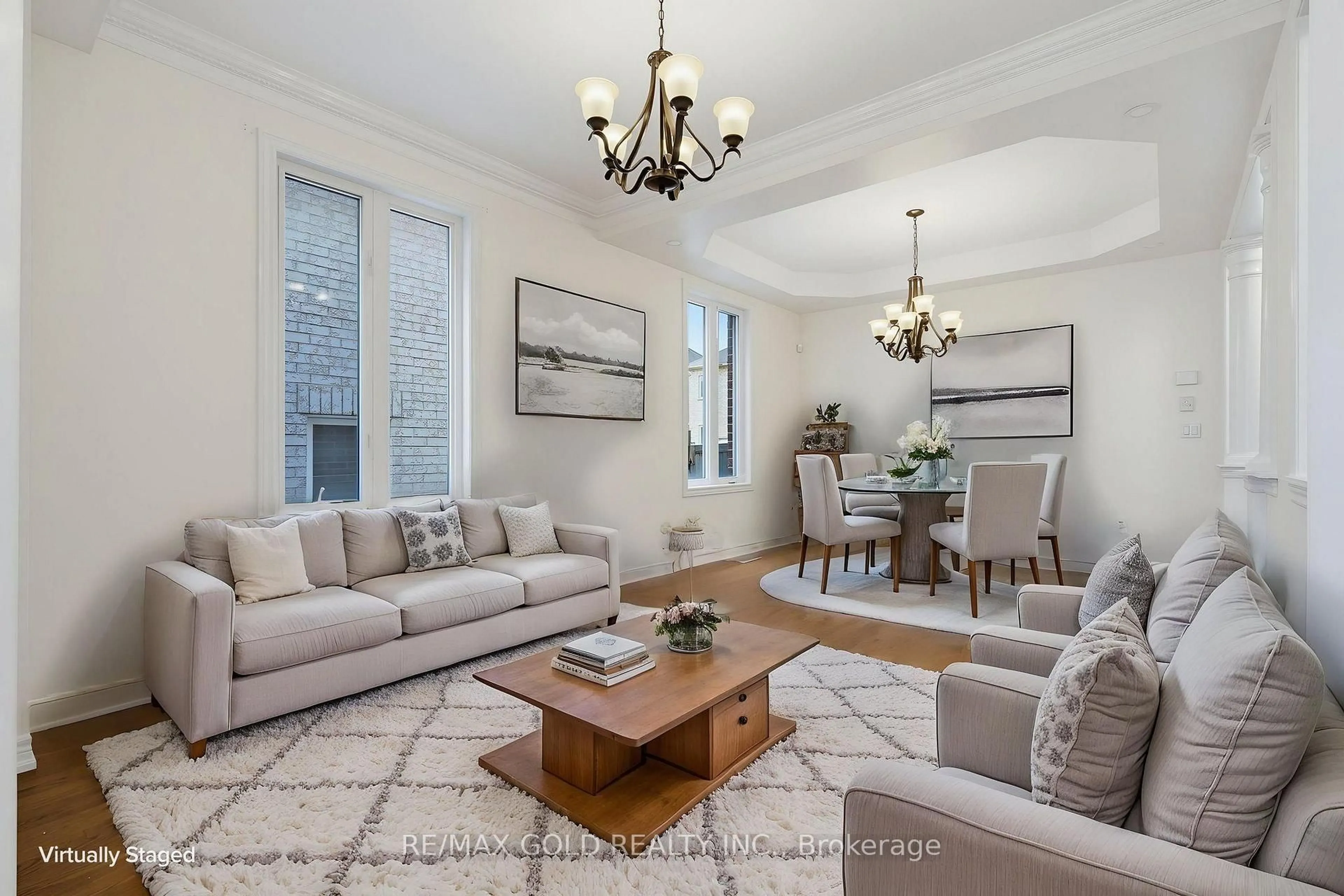 Living room with furniture, unknown for 22 Durango Dr, Brampton Ontario L6X 2Z2