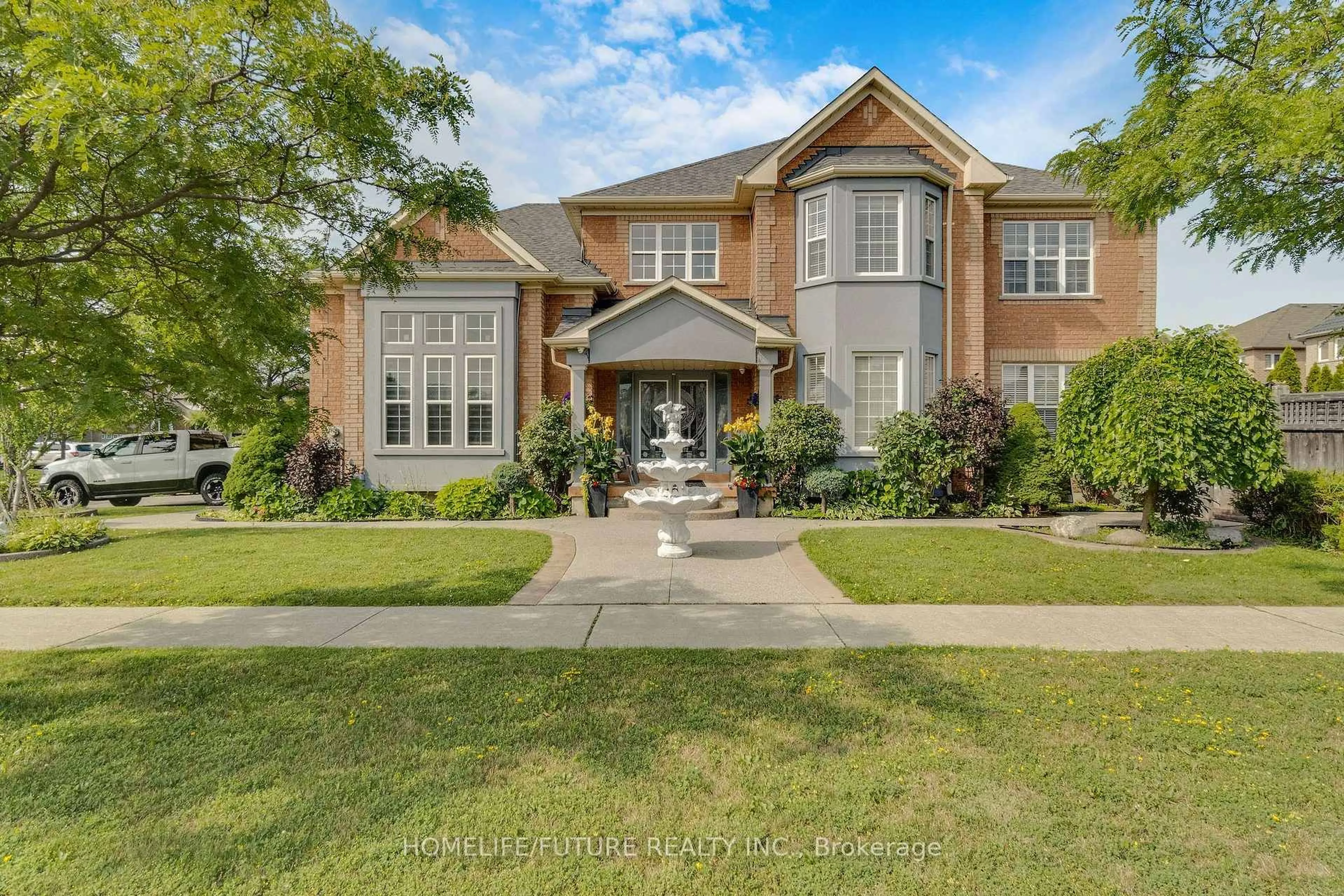 Home with brick exterior material, street for 5351 Rose Ridge Cres, Mississauga Ontario L5M 7C3