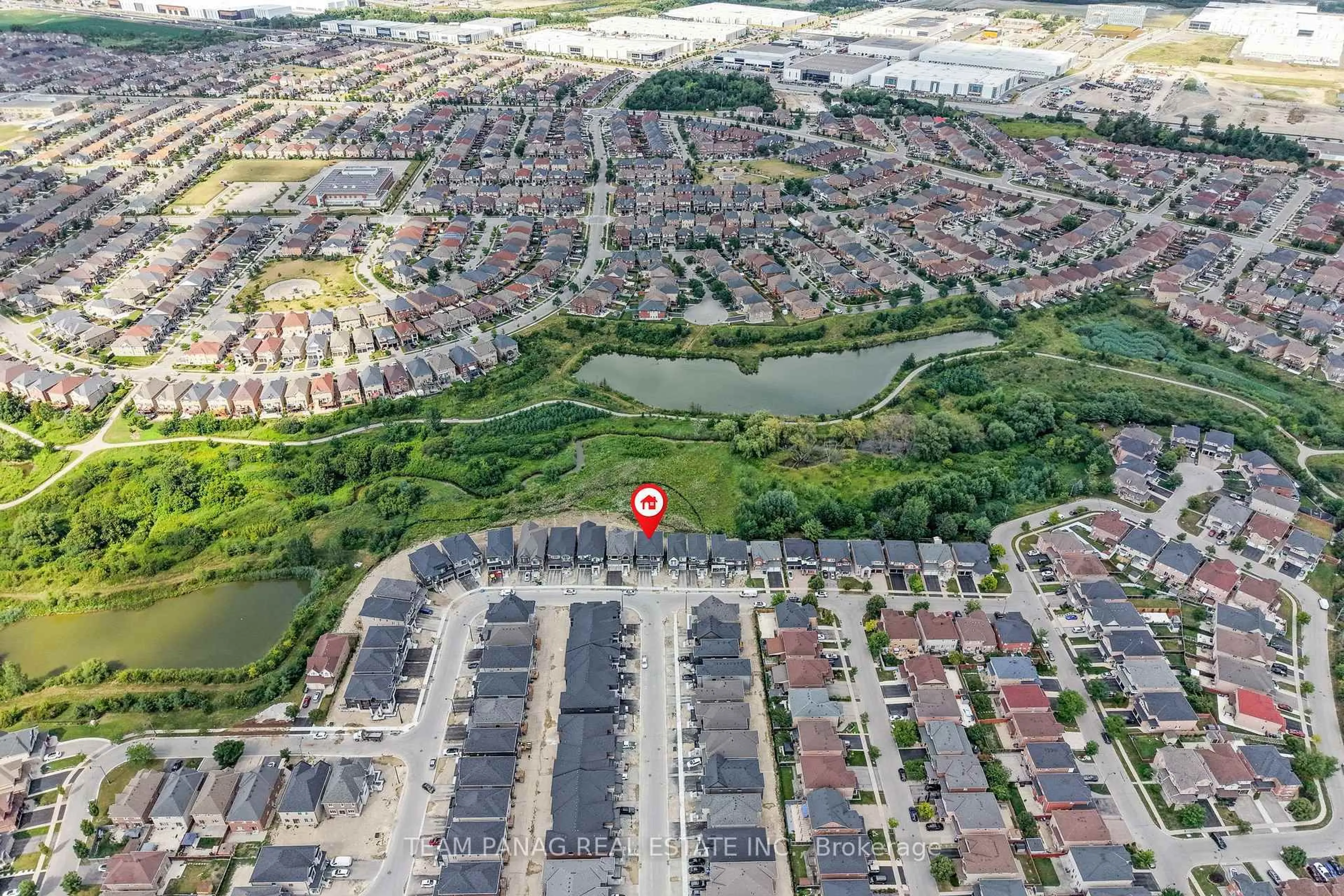 A pic from outside/outdoor area/front of a property/back of a property/a pic from drone, street for 21 Aveena Rd, Brampton Ontario L6P 0Z5