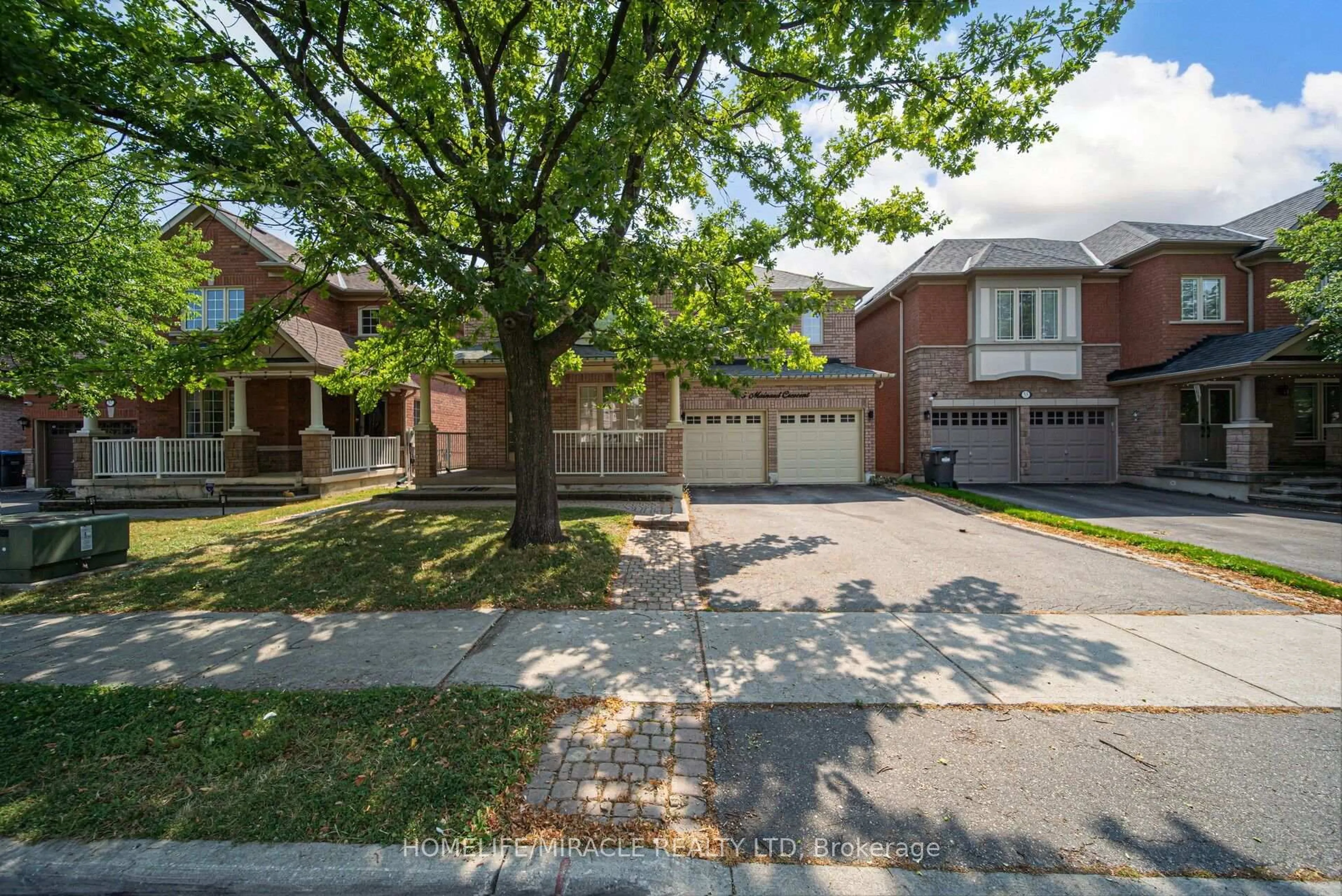 Home with brick exterior material, street for 55 Mainard Cres, Brampton Ontario L6R 2T8