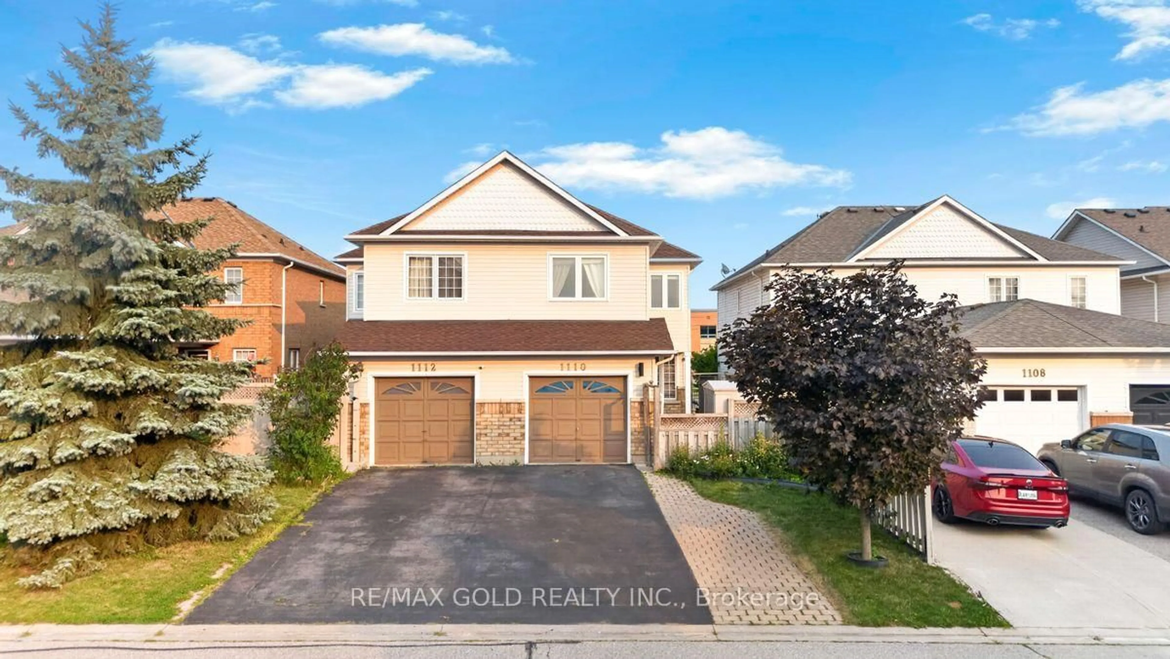 Home with brick exterior material, street for 1110 DAVIS Lane, Milton Ontario L9T 5P9