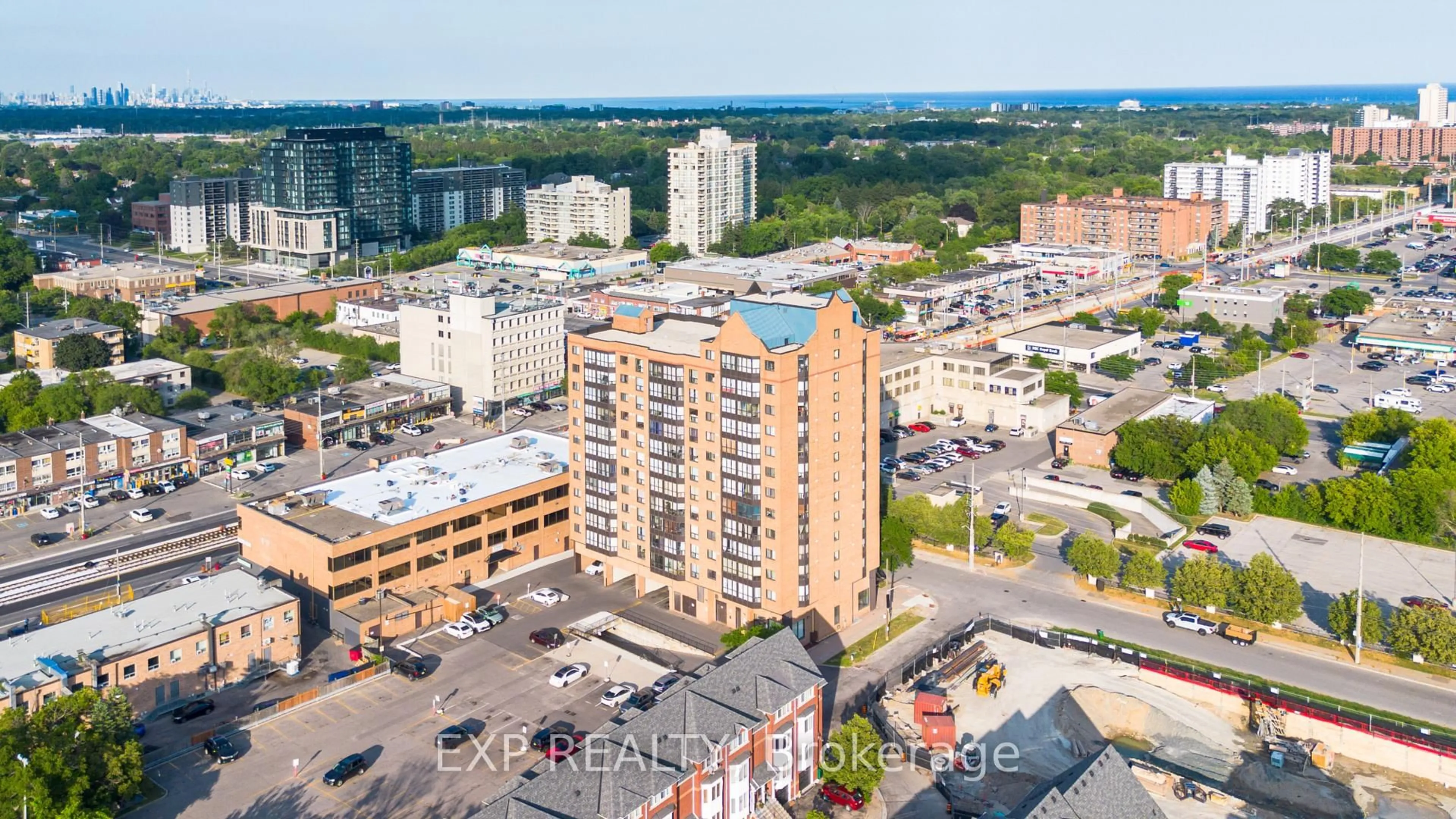 A pic from outside/outdoor area/front of a property/back of a property/a pic from drone, city buildings view from balcony for 25 Agnes St #202, Mississauga Ontario L5B 3X7