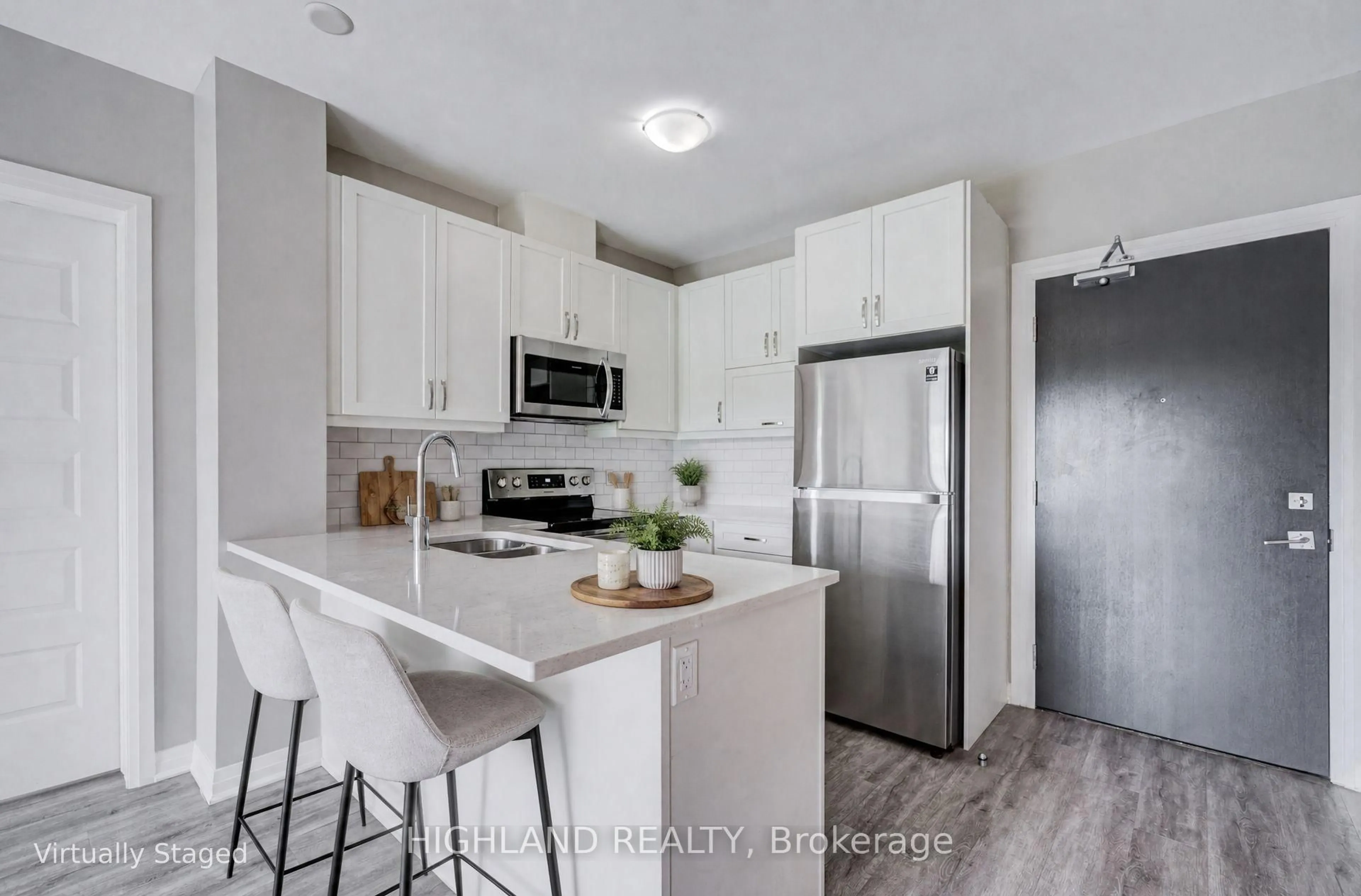 Open concept kitchen, unknown for 102 Grovewood Common #129, Oakville Ontario L6H 0X2