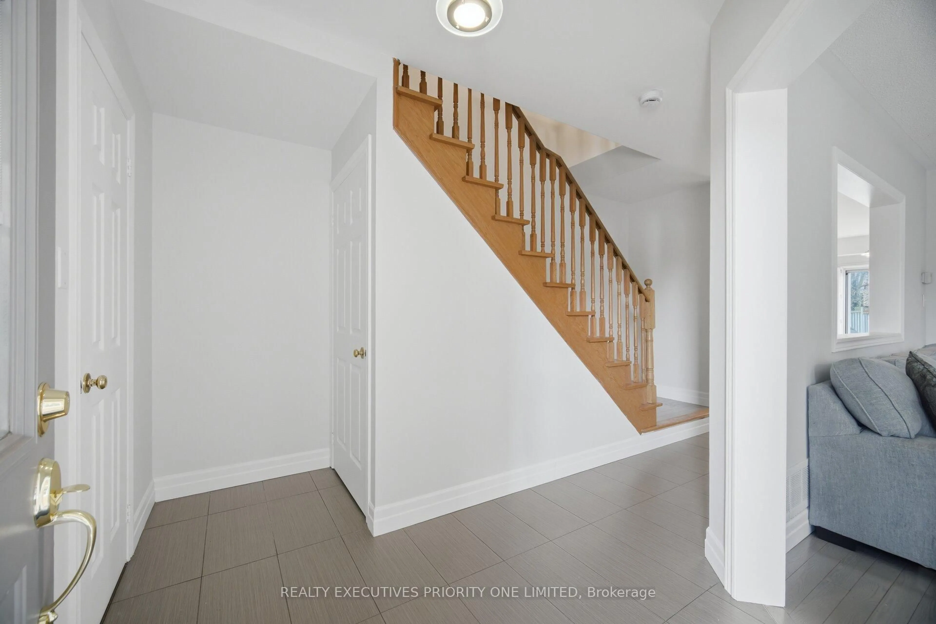 Unknown for 24 Archbury Circ, Caledon Ontario L7E 2H7