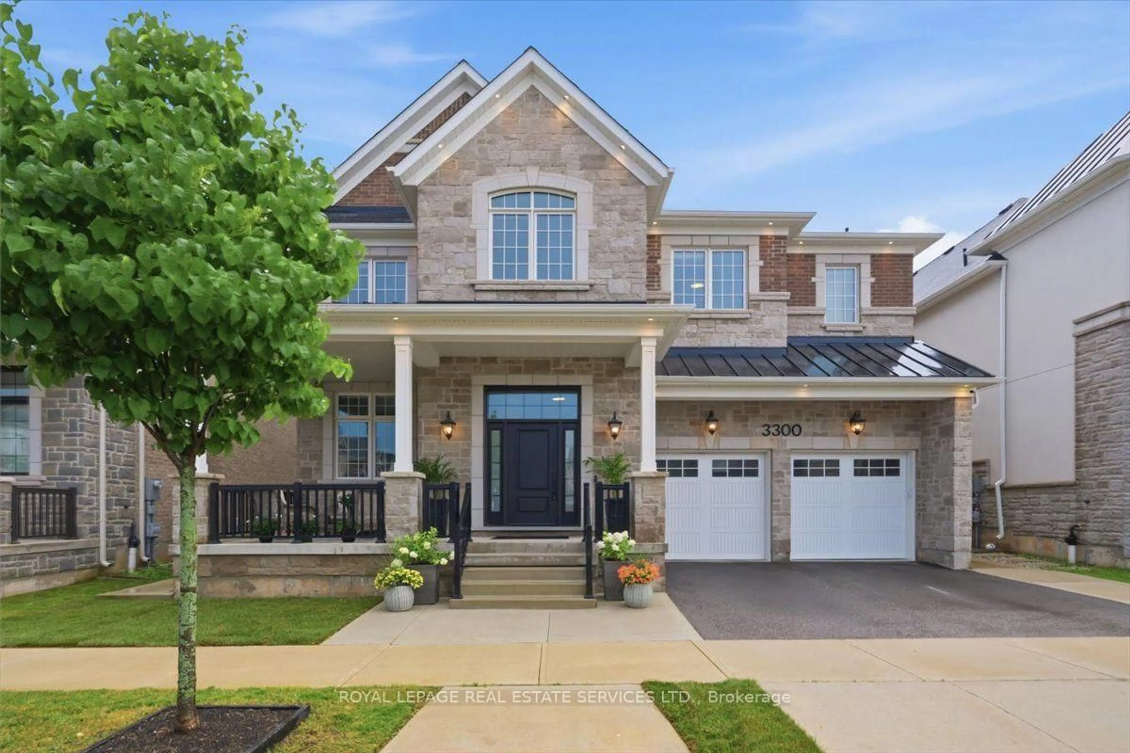 Home with brick exterior material, street for 3300 Sunningdale Gdns, Oakville Ontario L6M 5K5