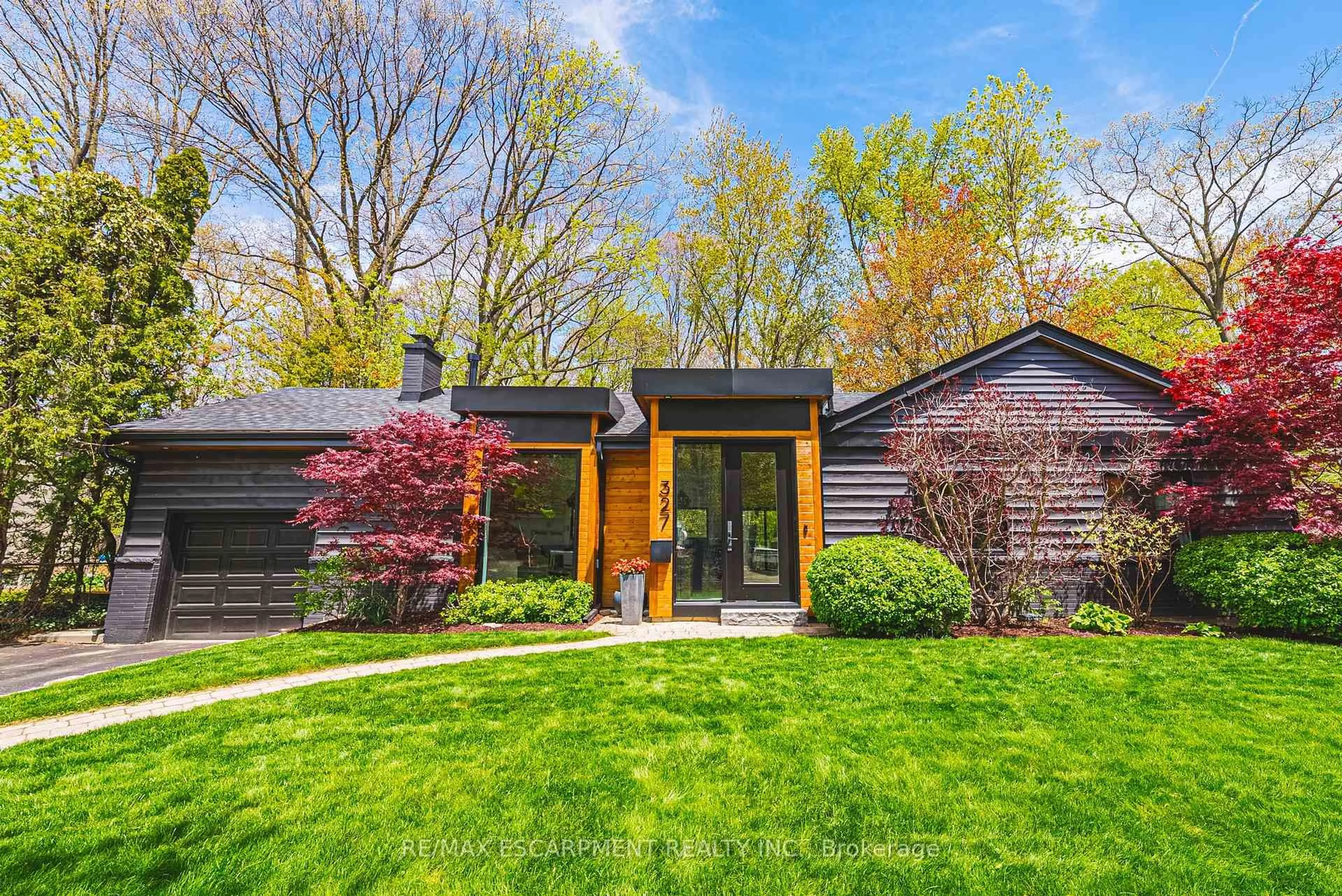 Home with brick exterior material, street for 327 Goodram Dr, Burlington Ontario L7L 2J9
