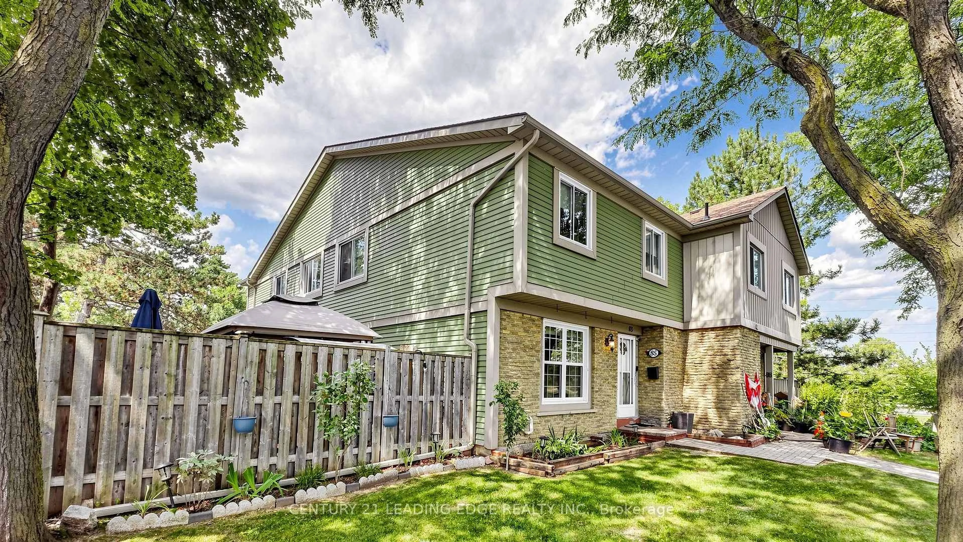 Home with vinyl exterior material, street for 6650 Falconer Dr #85, Mississauga Ontario L5N 1B5