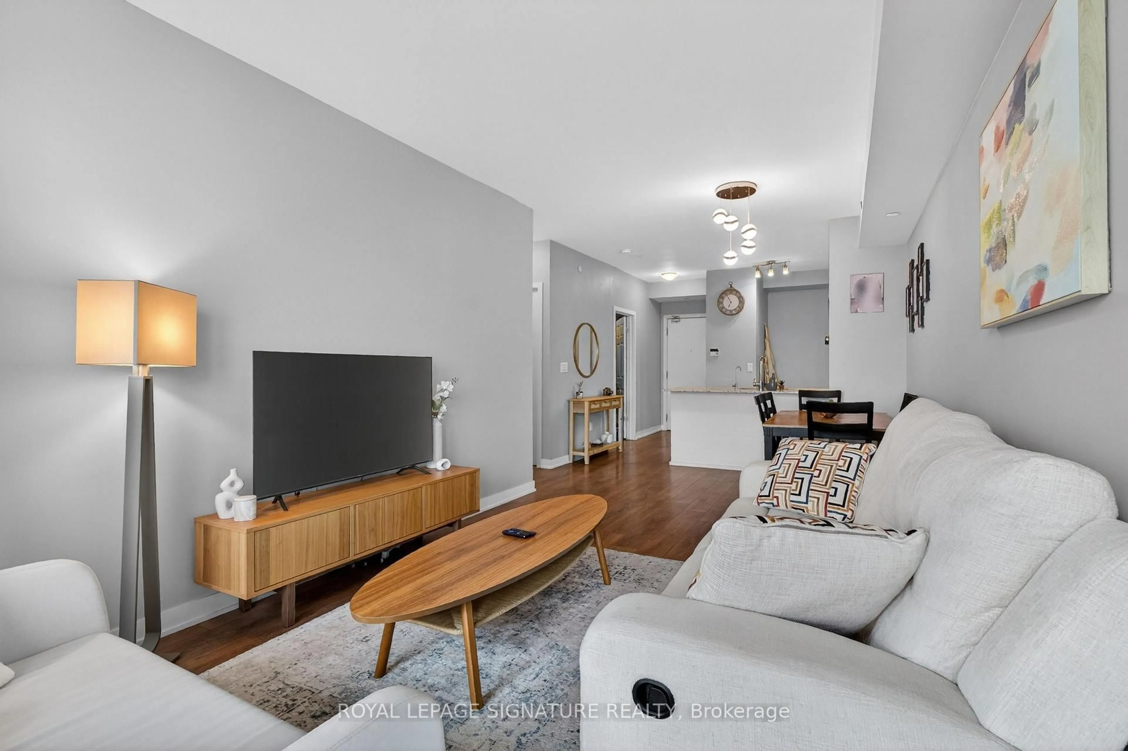 Living room with furniture, unknown for 4633 Glen Erin Dr #1710, Mississauga Ontario L5M 0Y6