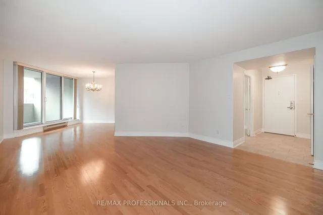 95 La Rose Ave #105, Toronto 5
