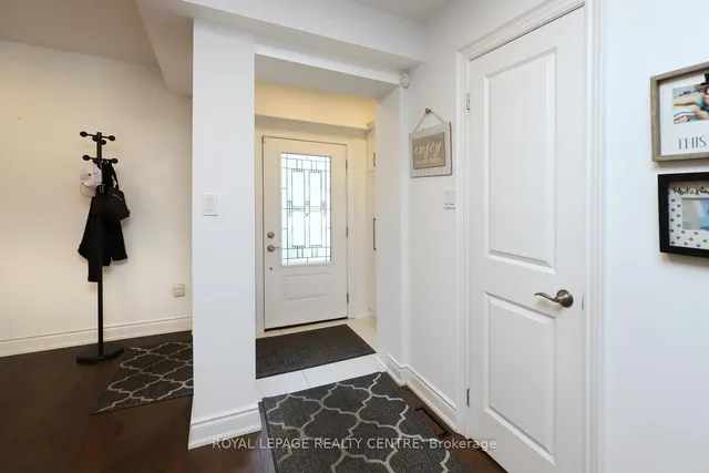 598 Pilcom Crt, Mississauga 5