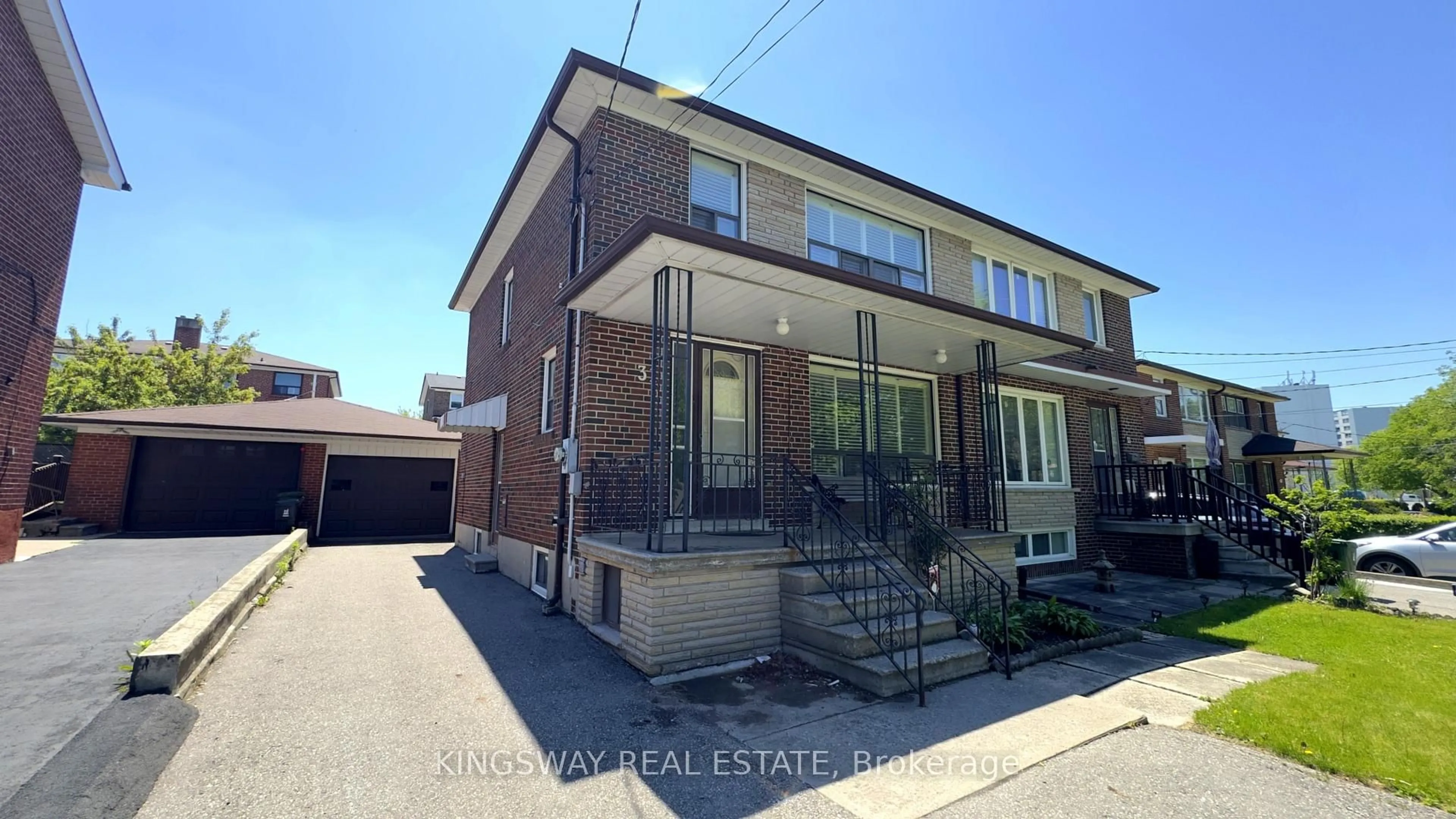 Home with brick exterior material, street for 31 Quinan Dr, Toronto Ontario M6L 1E8