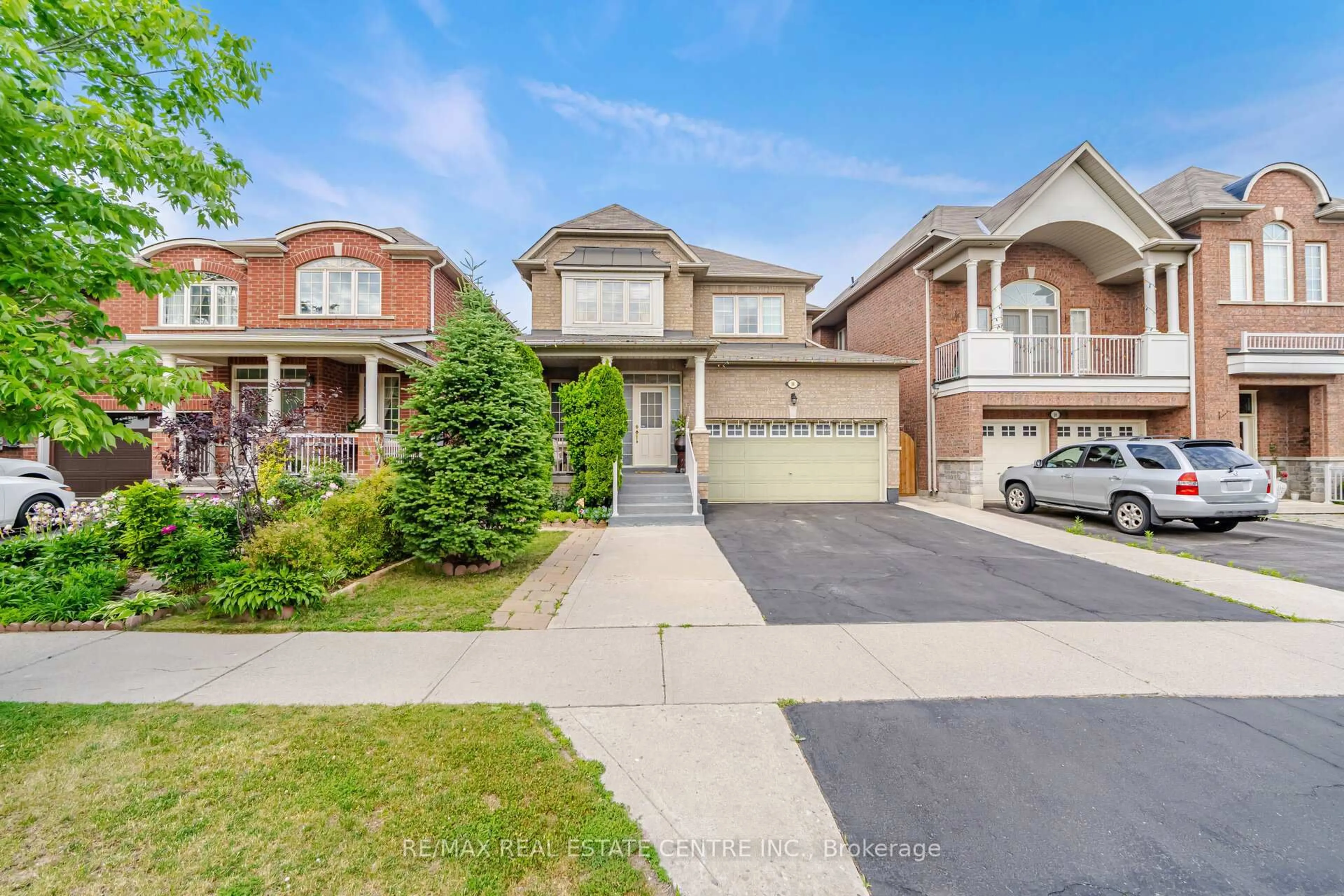 Home with brick exterior material, street for 16 Gamson Cres, Brampton Ontario L6R 0V8