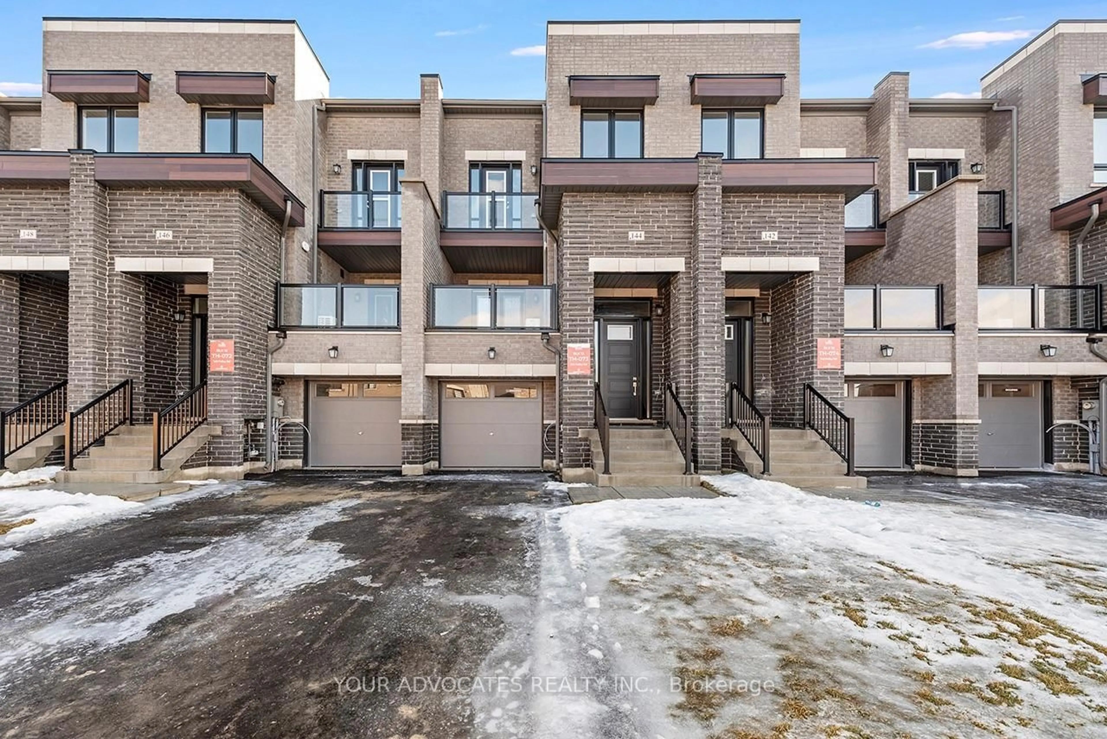Unknown for 144 Falby Rd, Brampton Ontario L6P 4S1