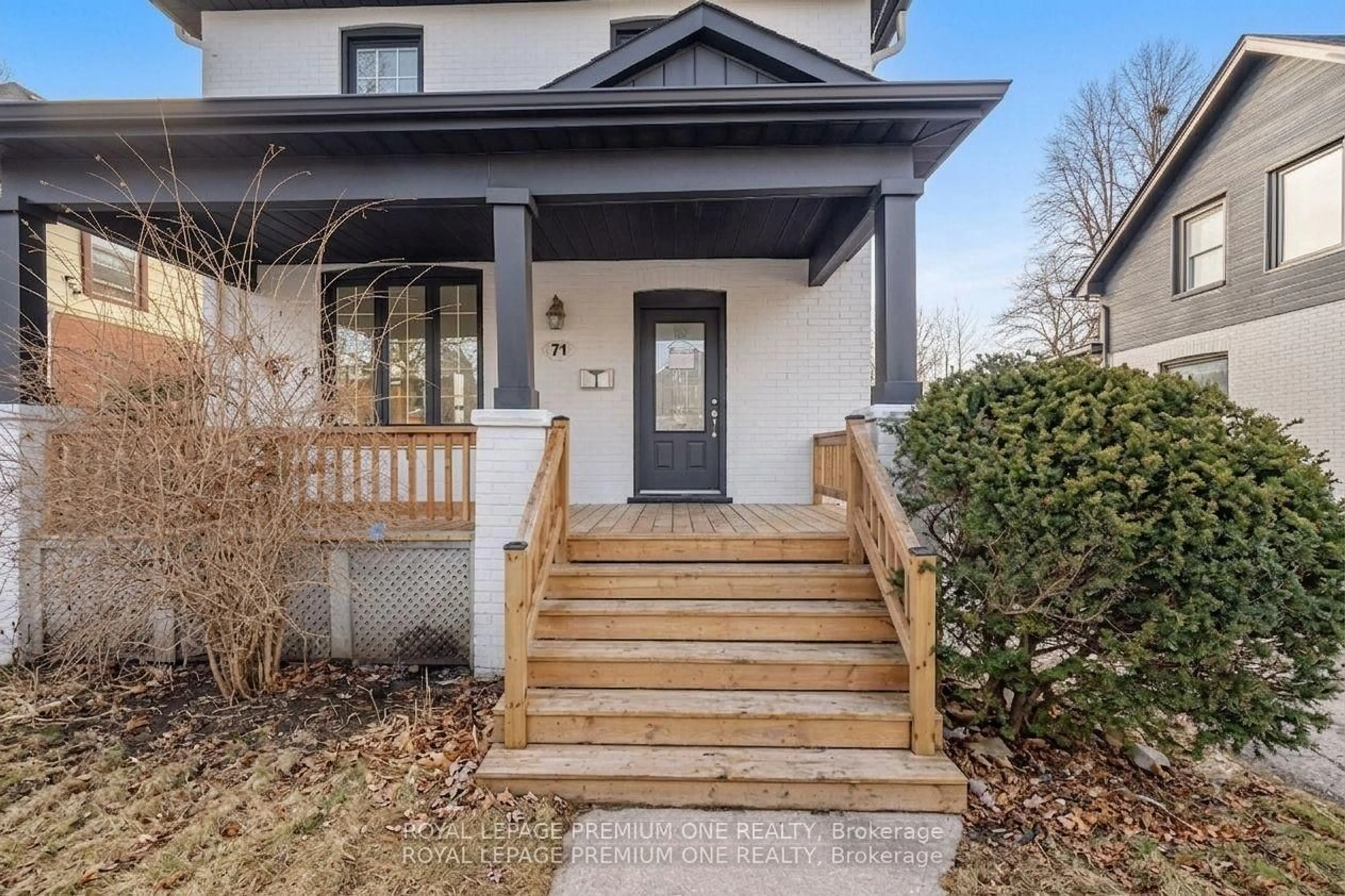 Unknown for 71 Mill St, Brampton Ontario L6Y 1S9