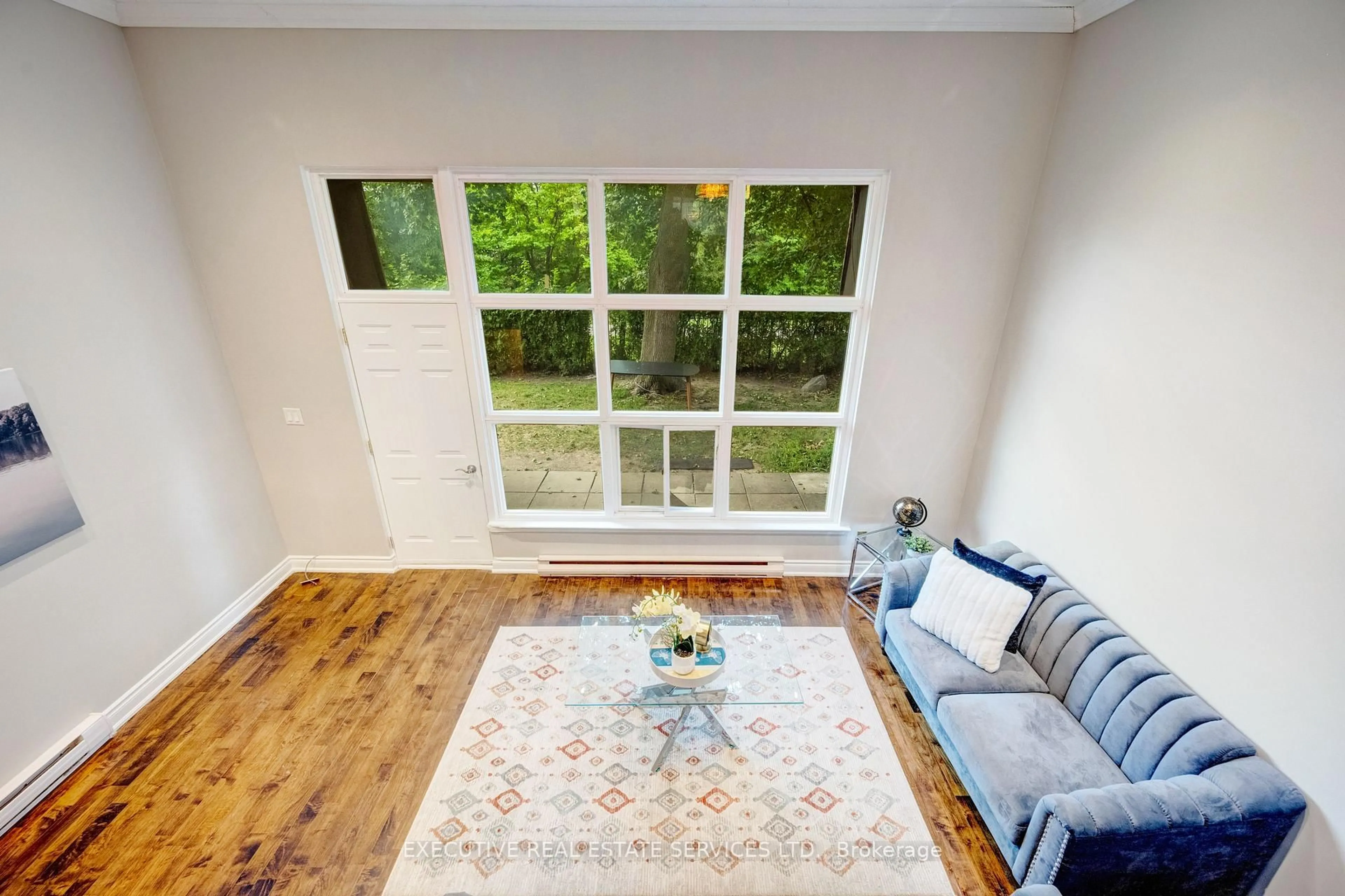 Living room with furniture, unknown for 68 Briar Path, Brampton Ontario L6T 2A3