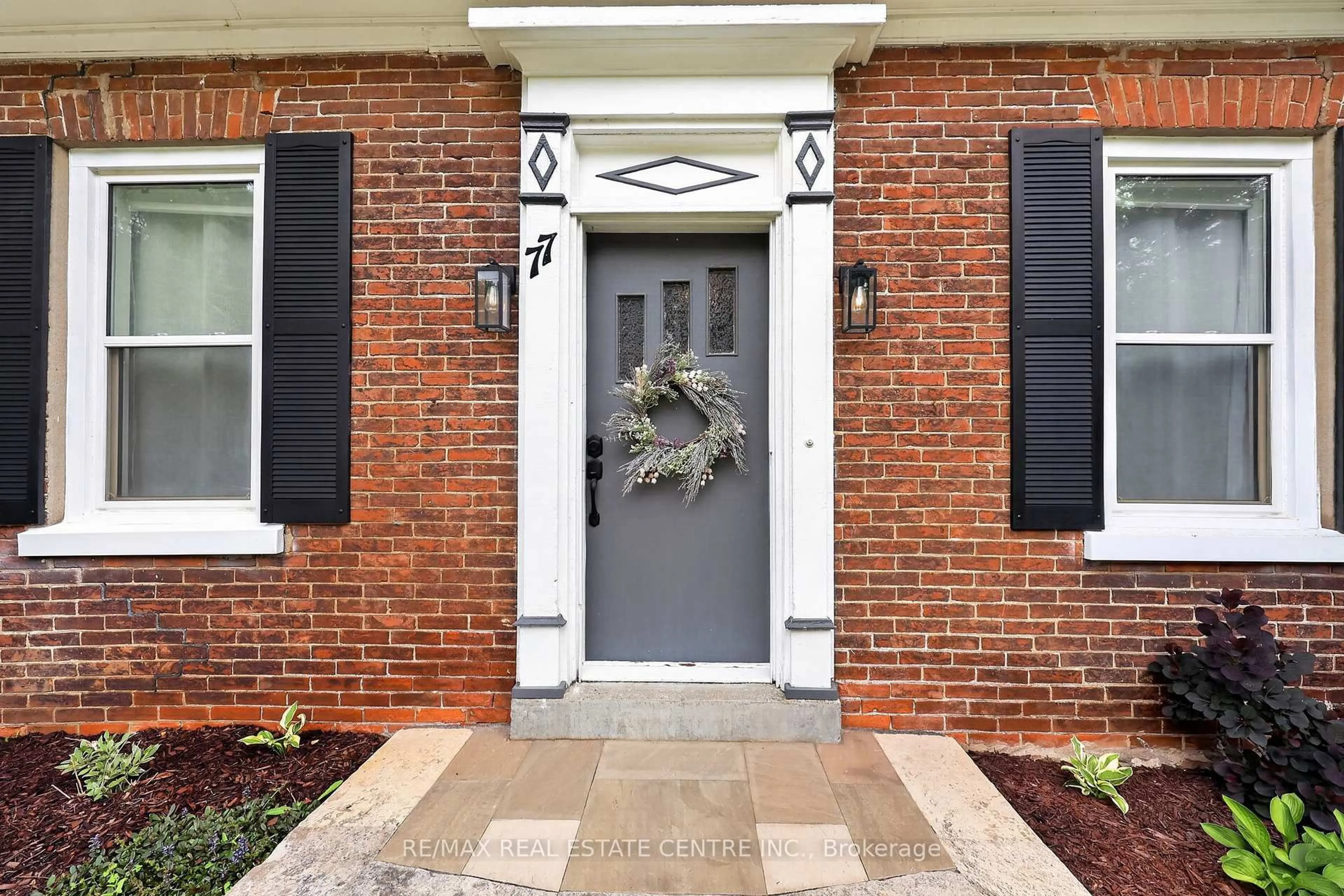 Home with brick exterior material, street for 77 Mill St, Orangeville Ontario L9W 2M6