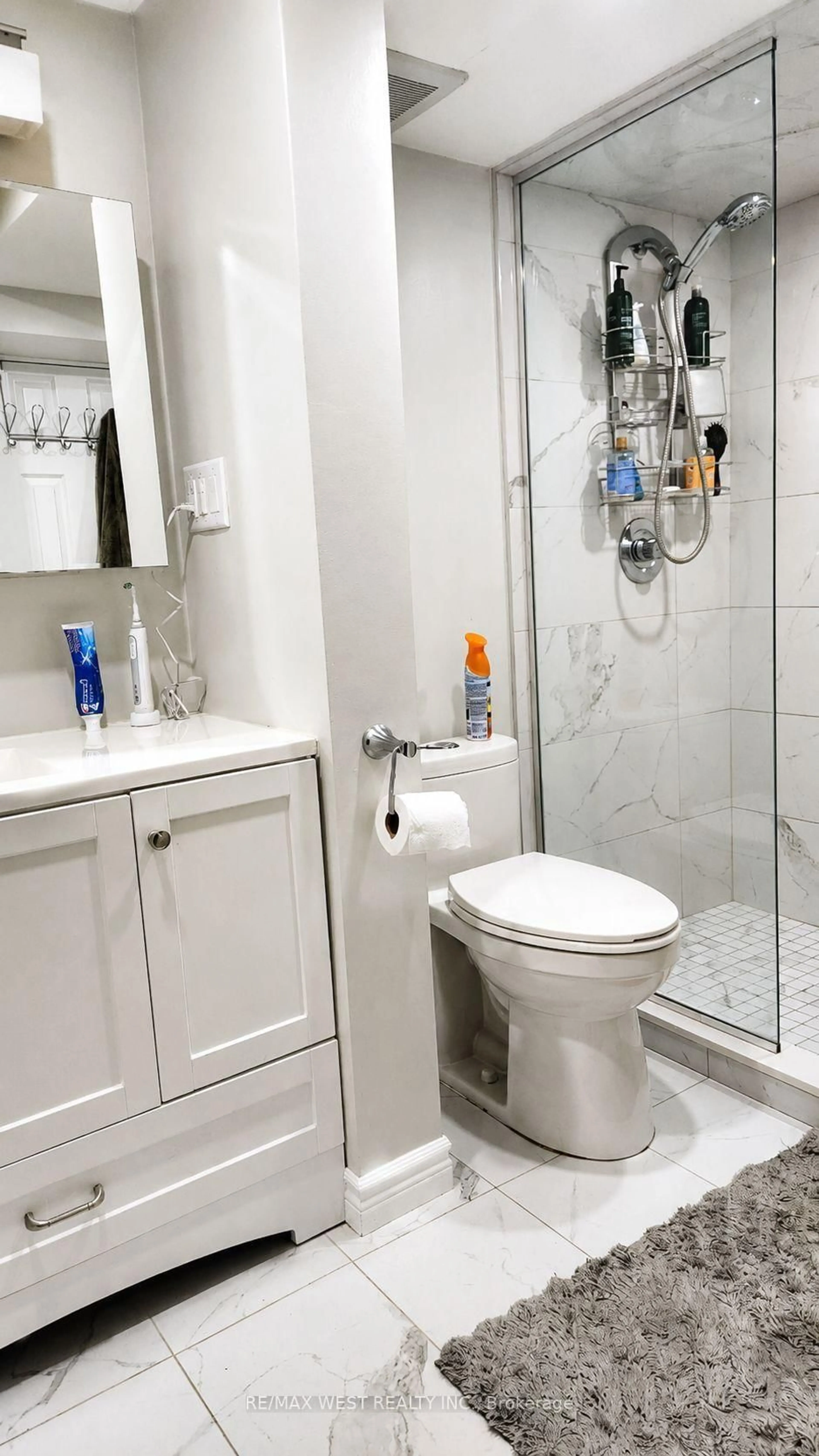 Standard bathroom, ceramic/tile floor for 65 Ridge Point Cres, Toronto Ontario M6M 2Z7