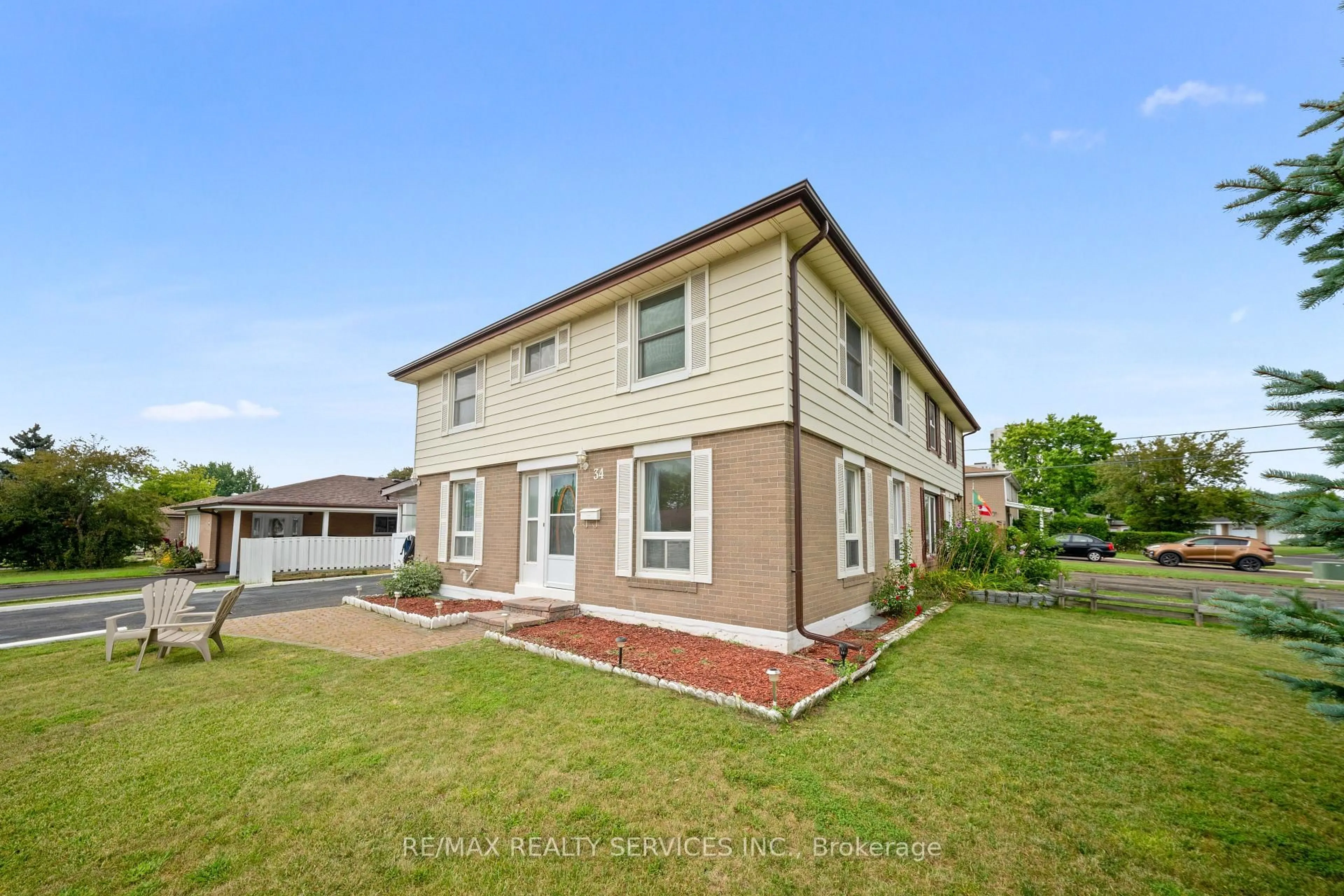 Unknown for 34 Cathcart Cres, Brampton Ontario L6T 2A5