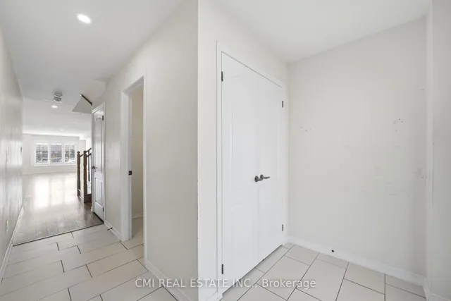 162 Golden Springs Dr, Brampton 5
