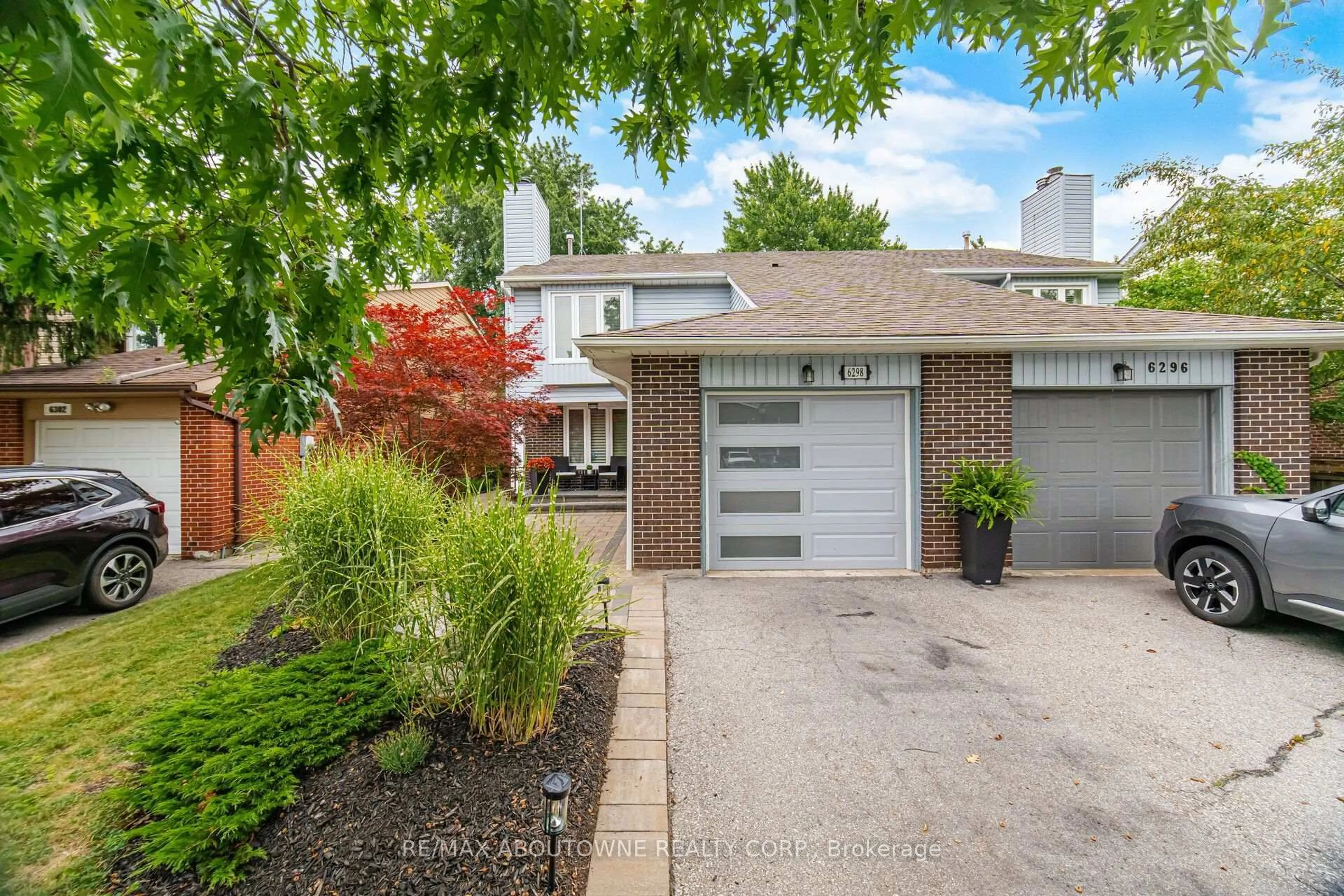 Home with brick exterior material, street for 6298 Starfield Cres, Mississauga Ontario L5N 1X4