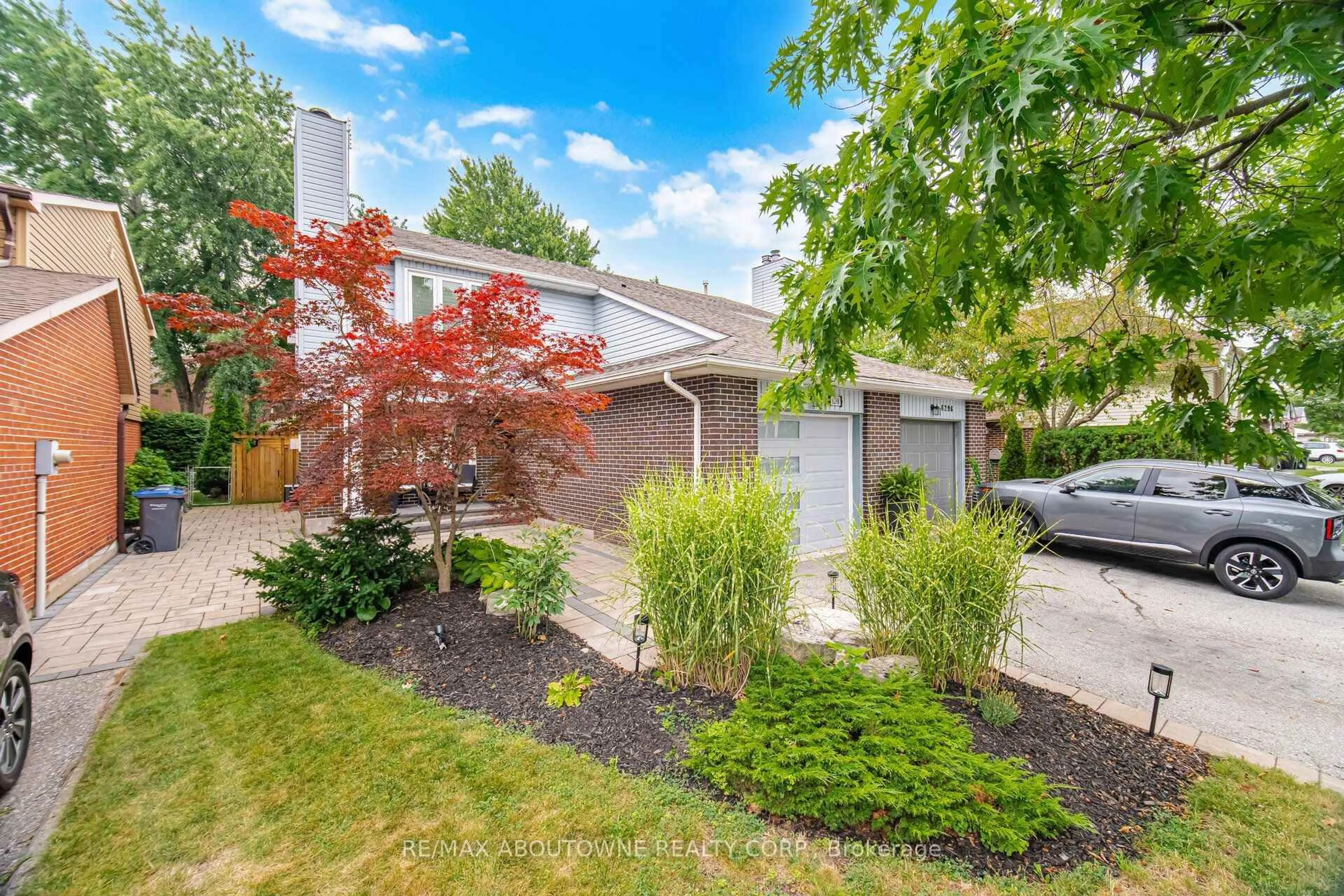 Patio, street for 6298 Starfield Cres, Mississauga Ontario L5N 1X4