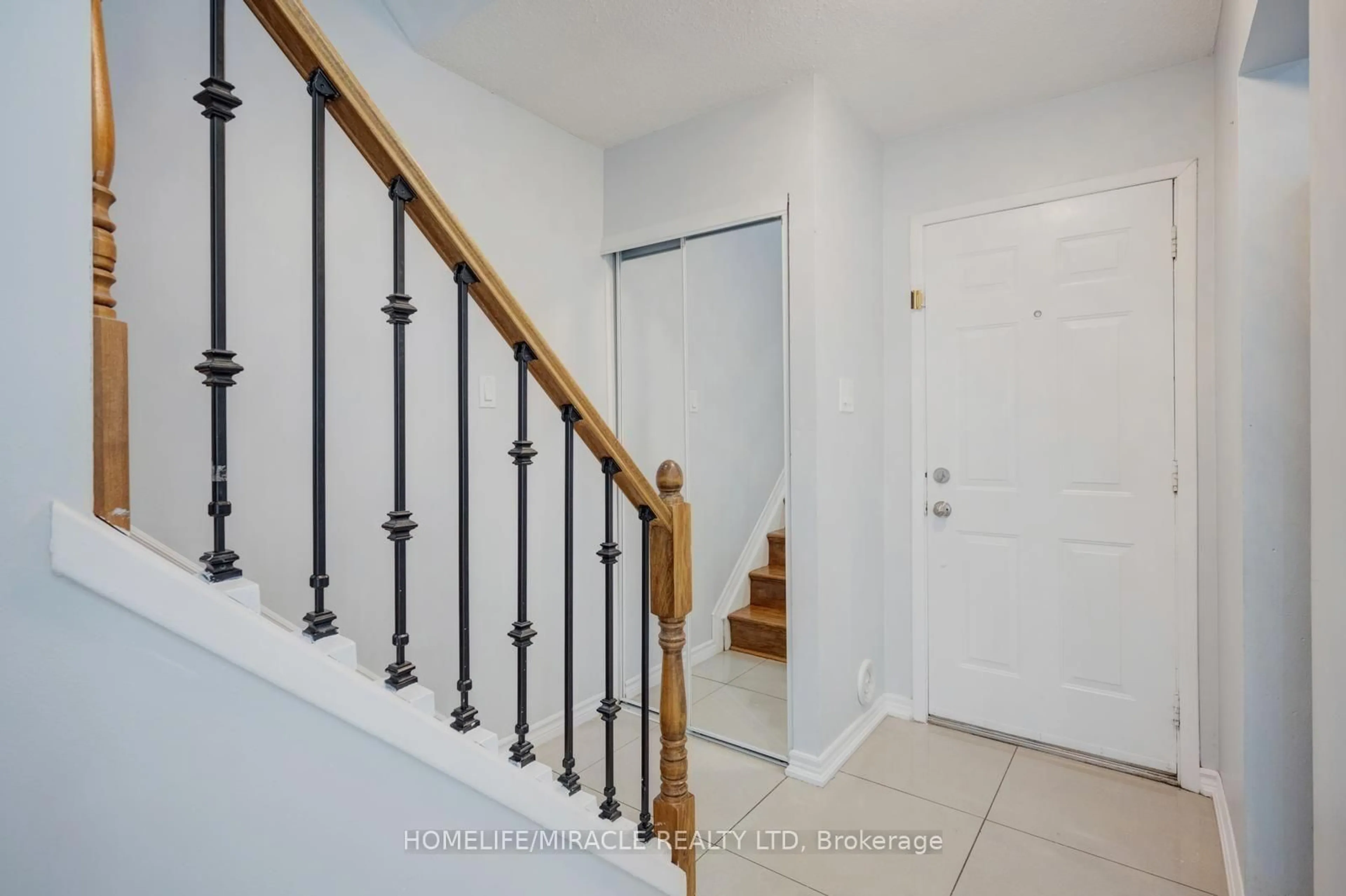 Unknown for 46 Jackman Dr, Brampton Ontario L6S 2L9
